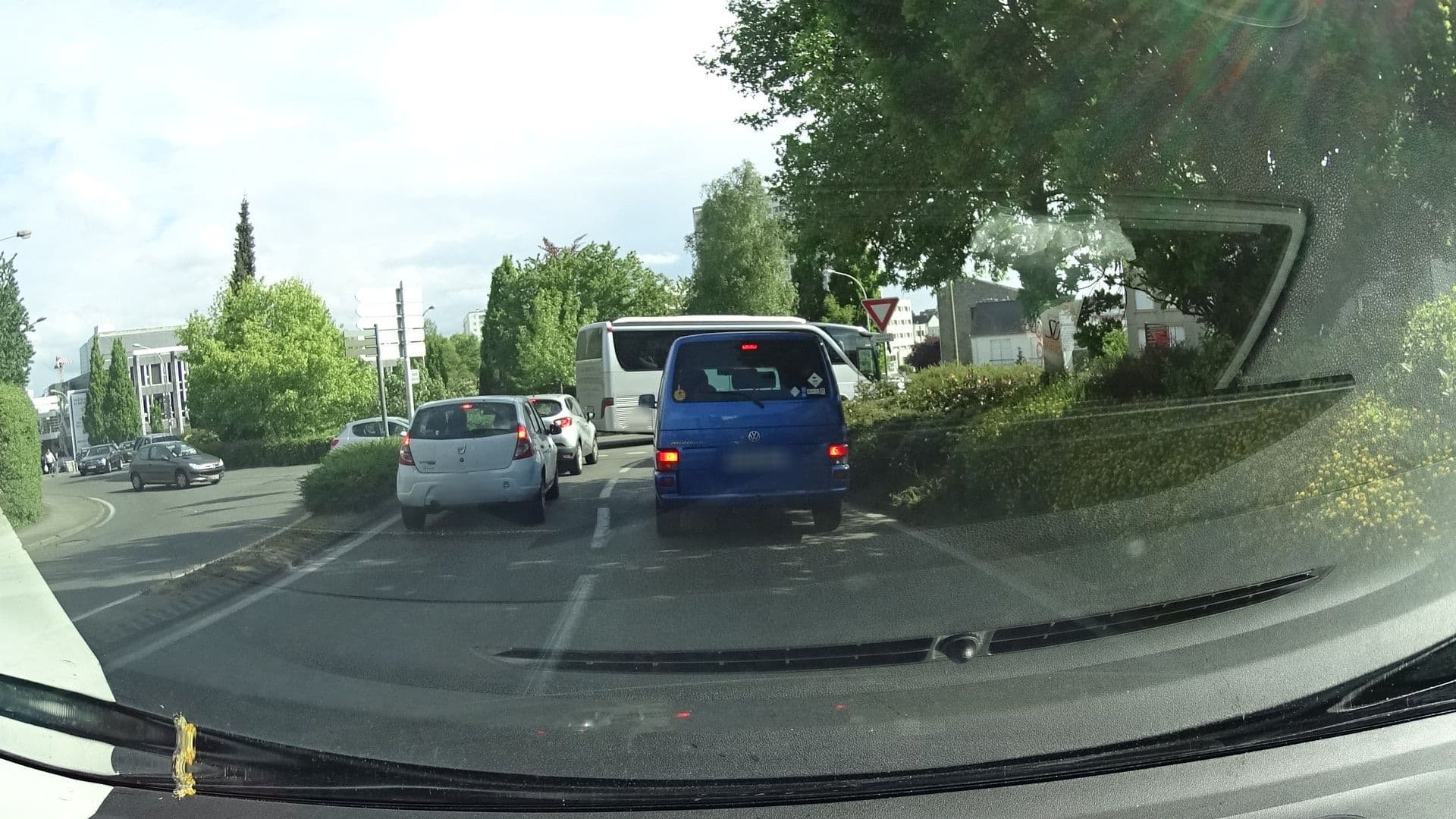 Street view near Escale Oceania, Vannes — © ljbouere (CC BY-SA · Mapillary)
