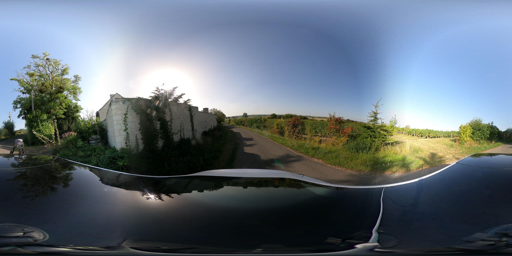 Street view near La Grande Maison Loire Wine Tours, Le Puy-Notre-Dame — © sogefi (CC BY-SA · Mapillary)