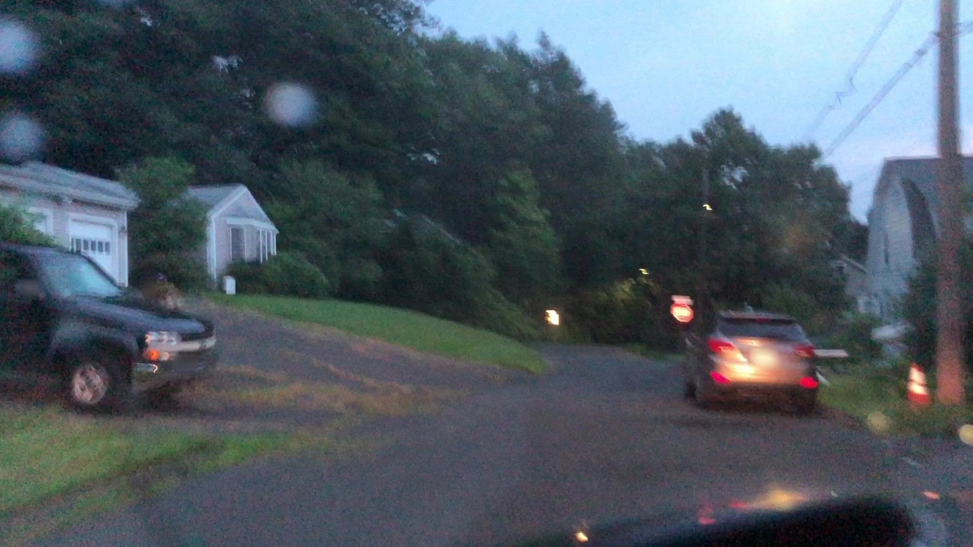 Street view near Raymond Ave, Holyoke — © lvl5 (CC BY-SA · Mapillary)