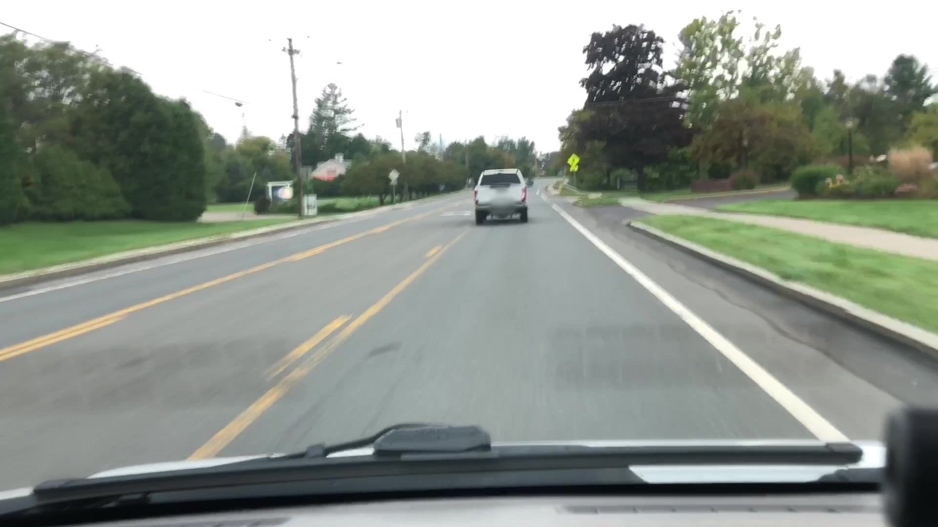 Street view near Williamstown Motel, North Adams — © lvl5 (CC BY-SA · Mapillary)
