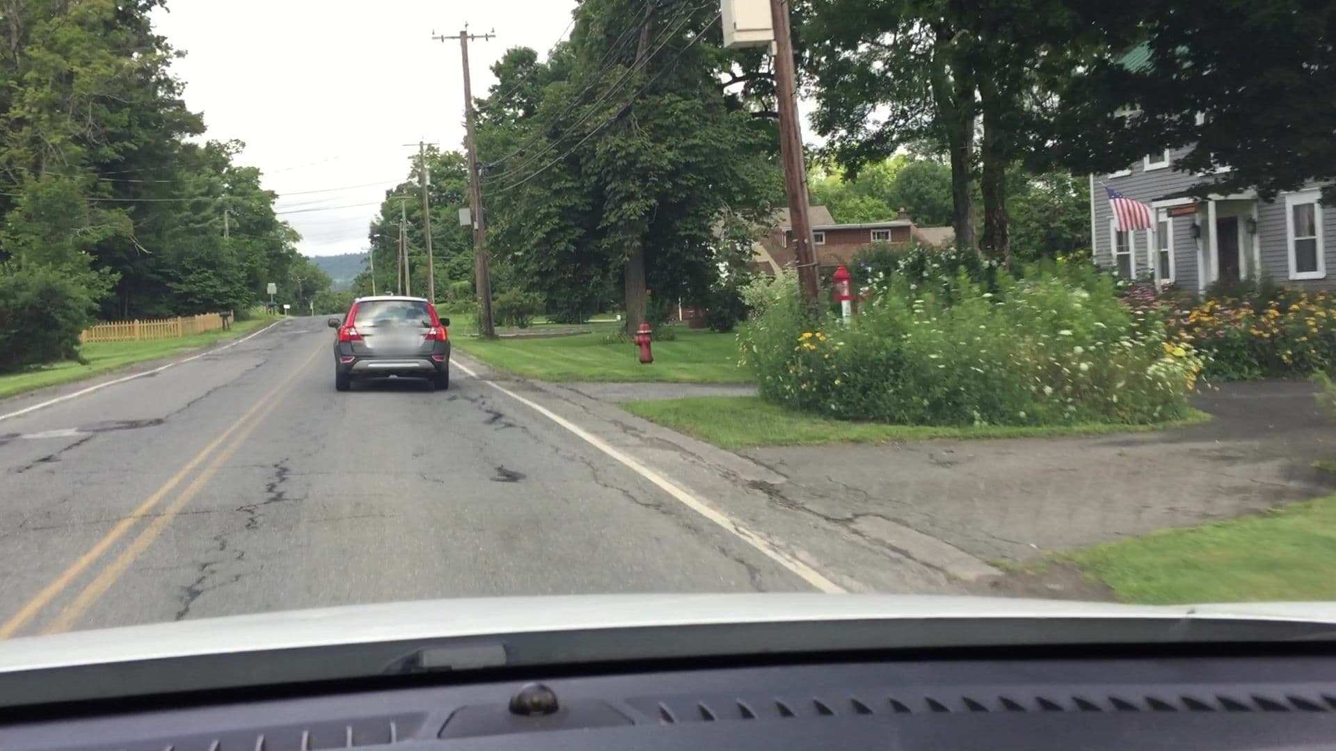 Street view near Maplewood Bed & Breakfast, Pittsfield — © lvl5 (CC BY-SA · Mapillary)