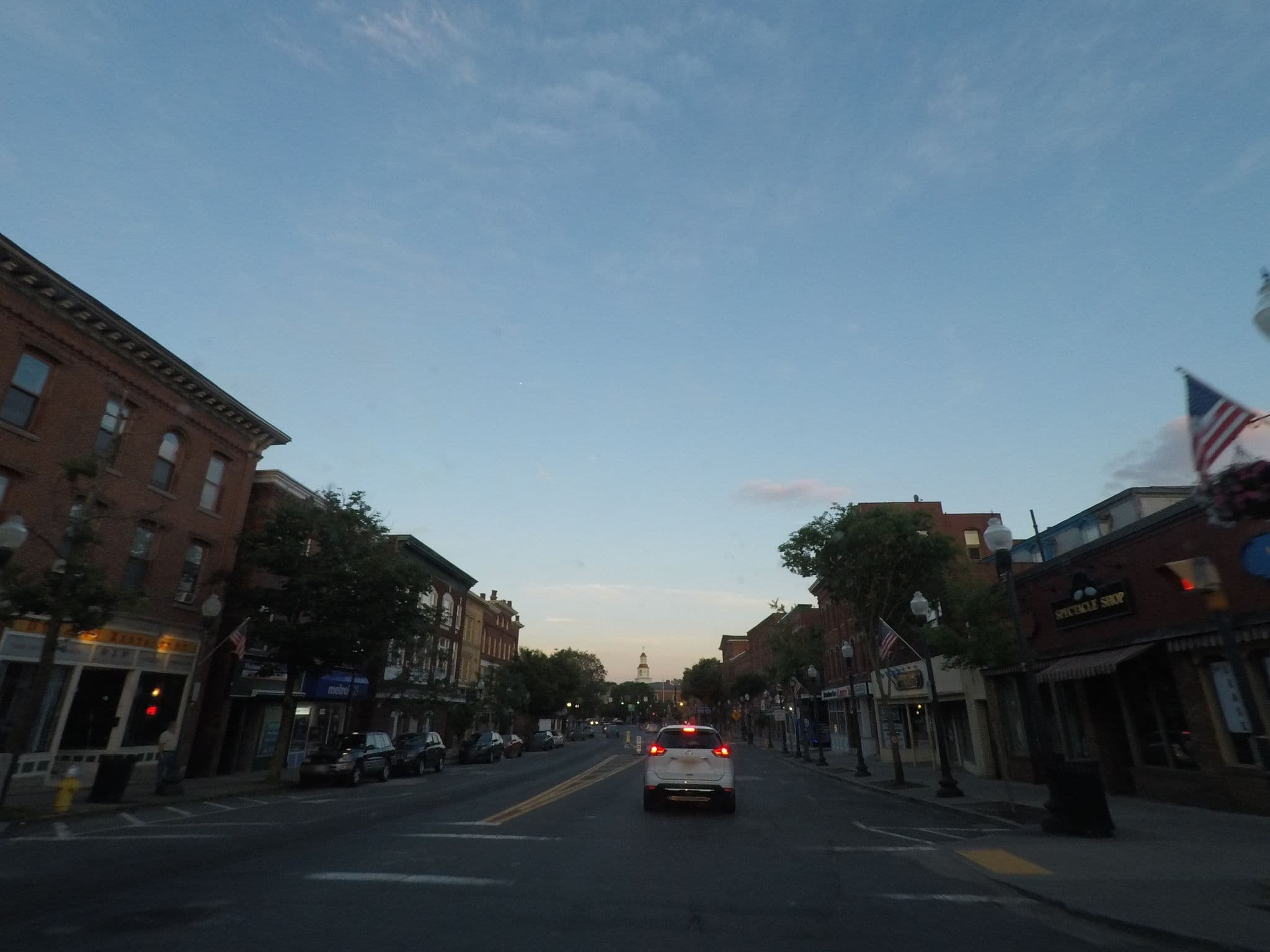 Street view near Best Western Inn, Southbridge — © nfgusedautoparts (CC BY-SA · Mapillary)