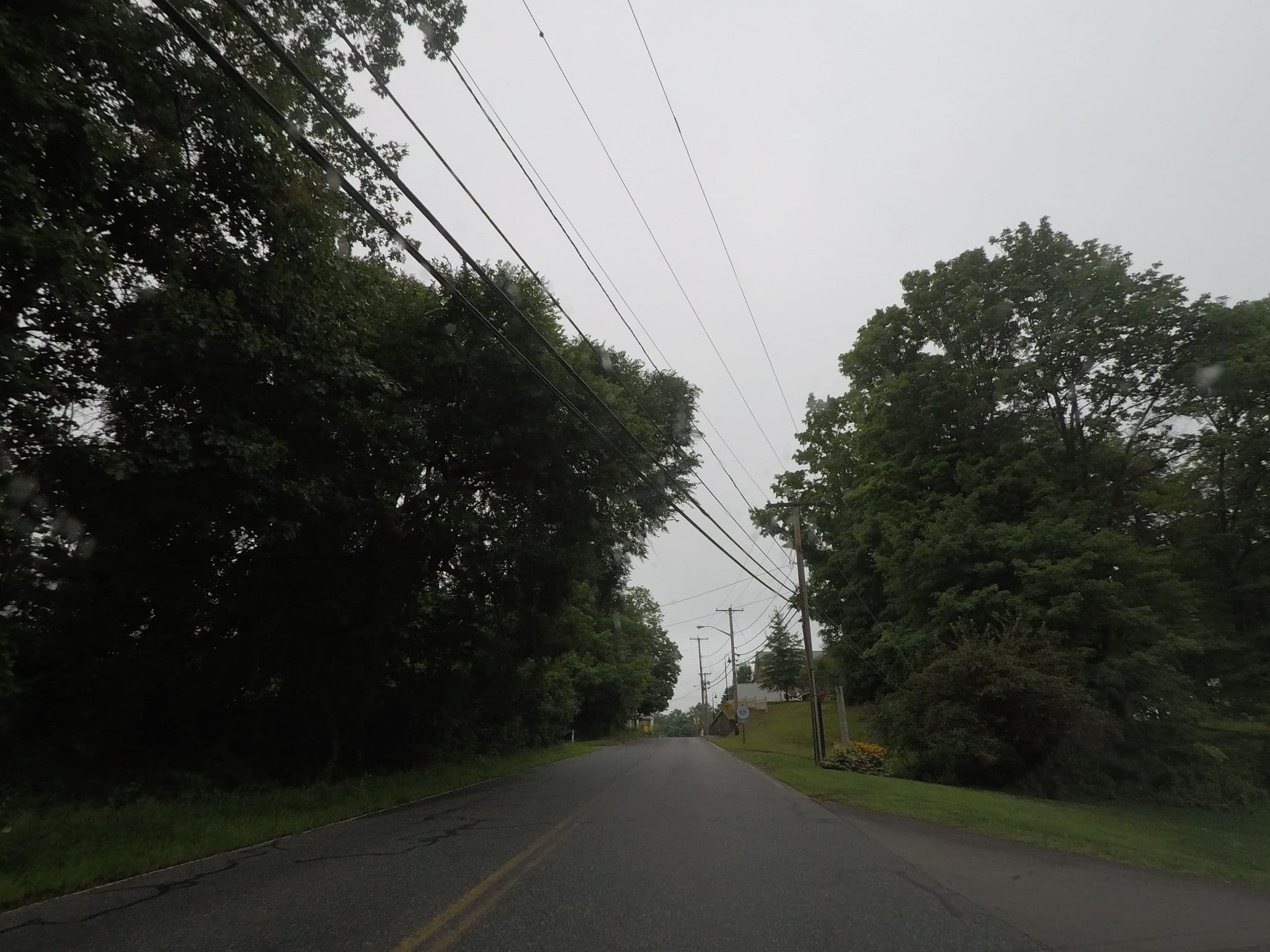 Street view near Hotel Motel Holiday Inn, Sturbridge — © nfgusedautoparts (CC BY-SA · Mapillary)