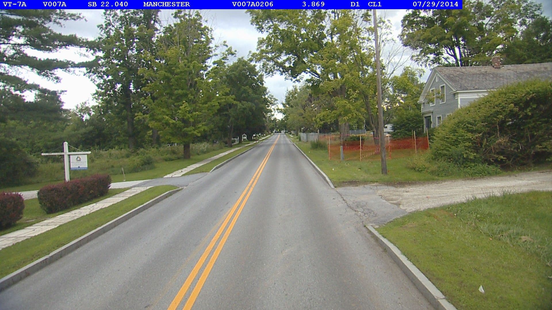Street view near Bennet cottage, Manchester Center — © vtrans_row (CC BY-SA · Mapillary)