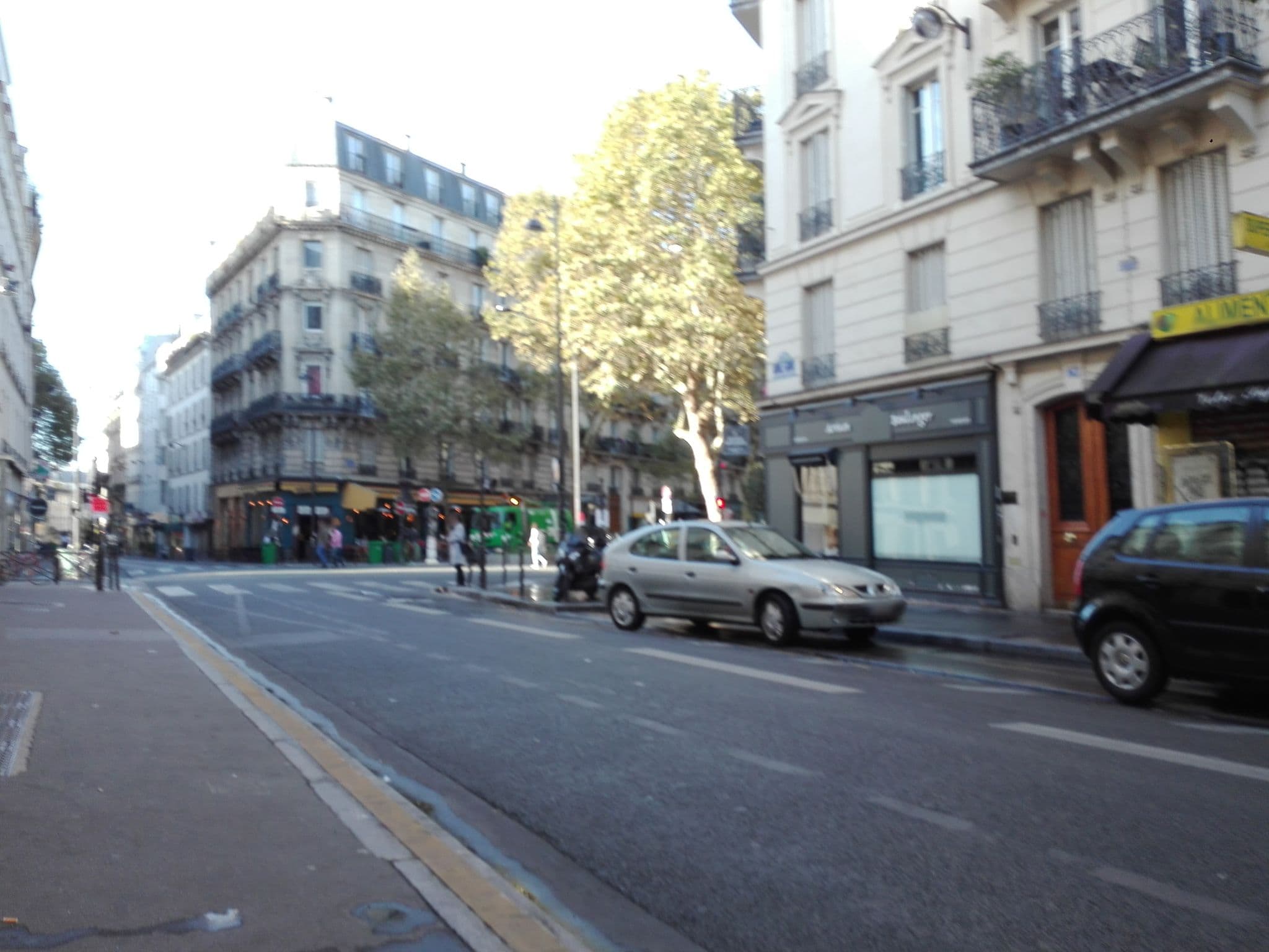 Street view near Hôtel du Delta, Saint-Vincent de Paul — © javiersanp (CC BY-SA · Mapillary)