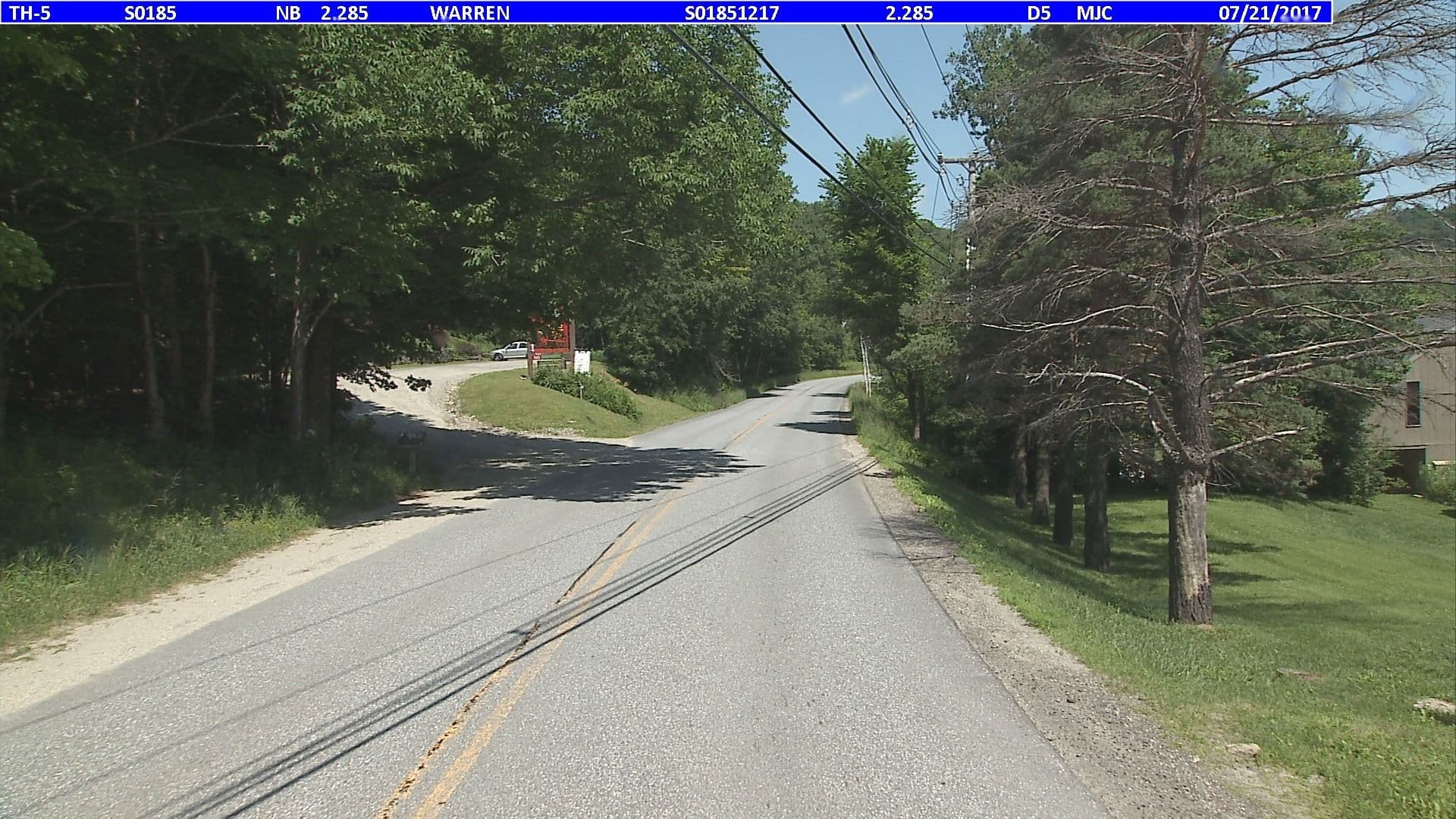 Street view near Mad House, Moretown — © vtrans_row (CC BY-SA · Mapillary)