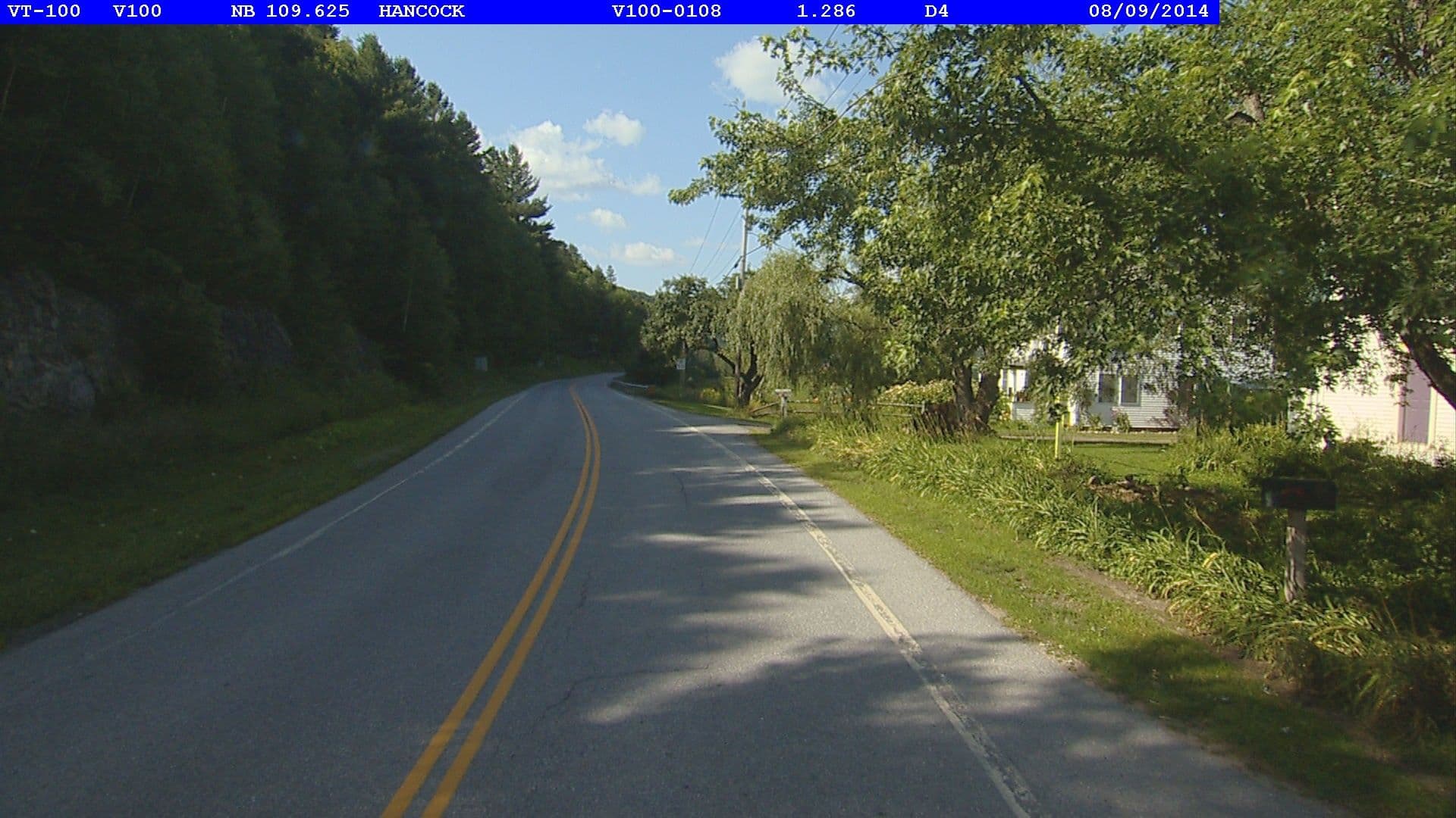 Street view near The Gathering Inn, Chittenden — © vtrans_row (CC BY-SA · Mapillary)