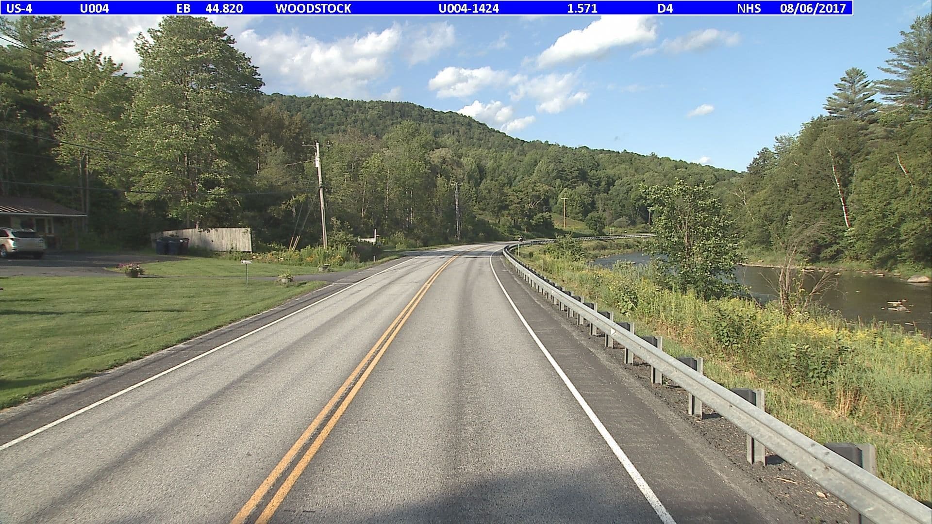 Street view near Ottaquechee Motor Lodge, White River Junction — © vtrans_row (CC BY-SA · Mapillary)