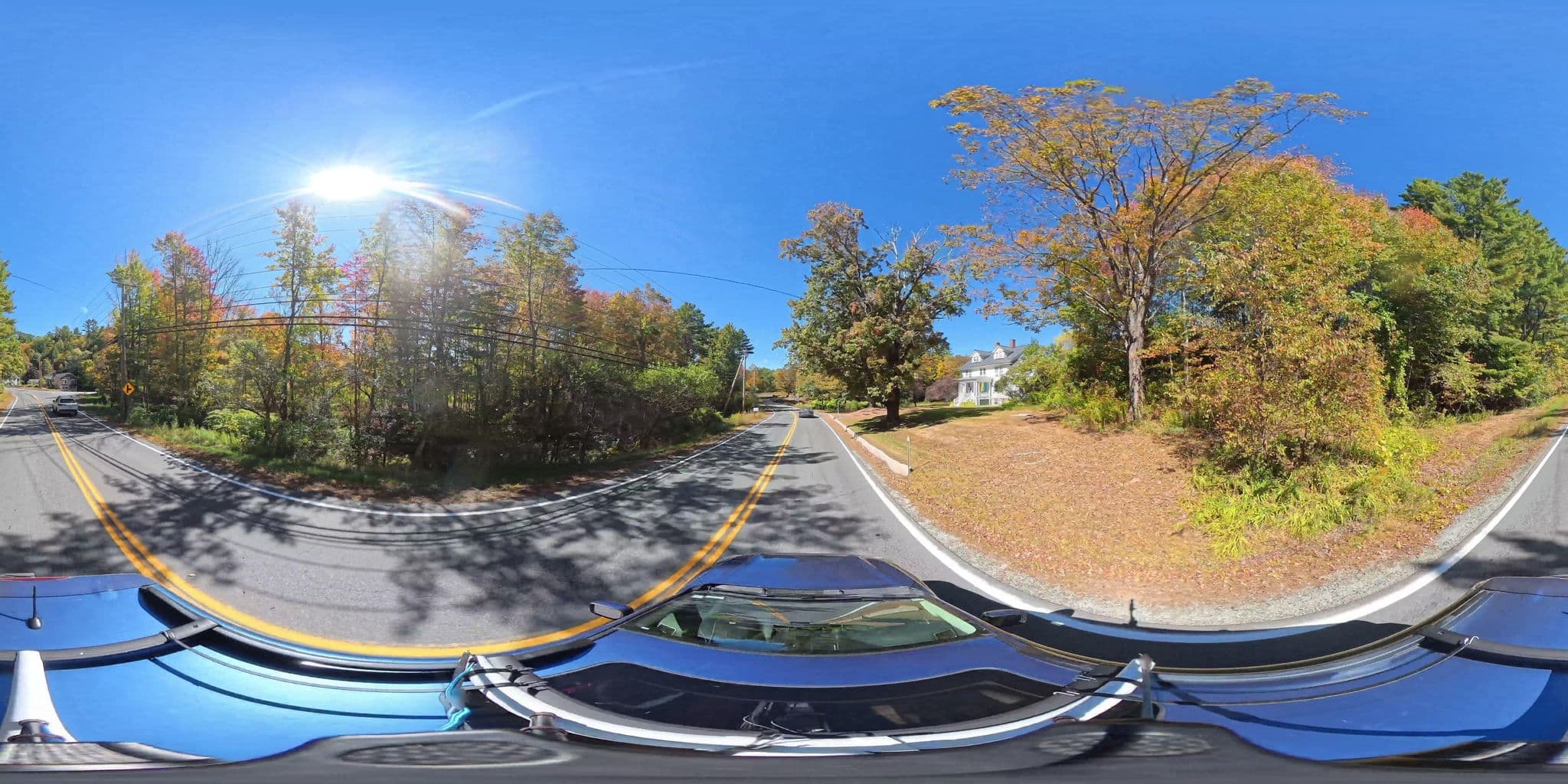 Street view near Trumbull House B & B, White River Junction — © lumi (CC BY-SA · Mapillary)