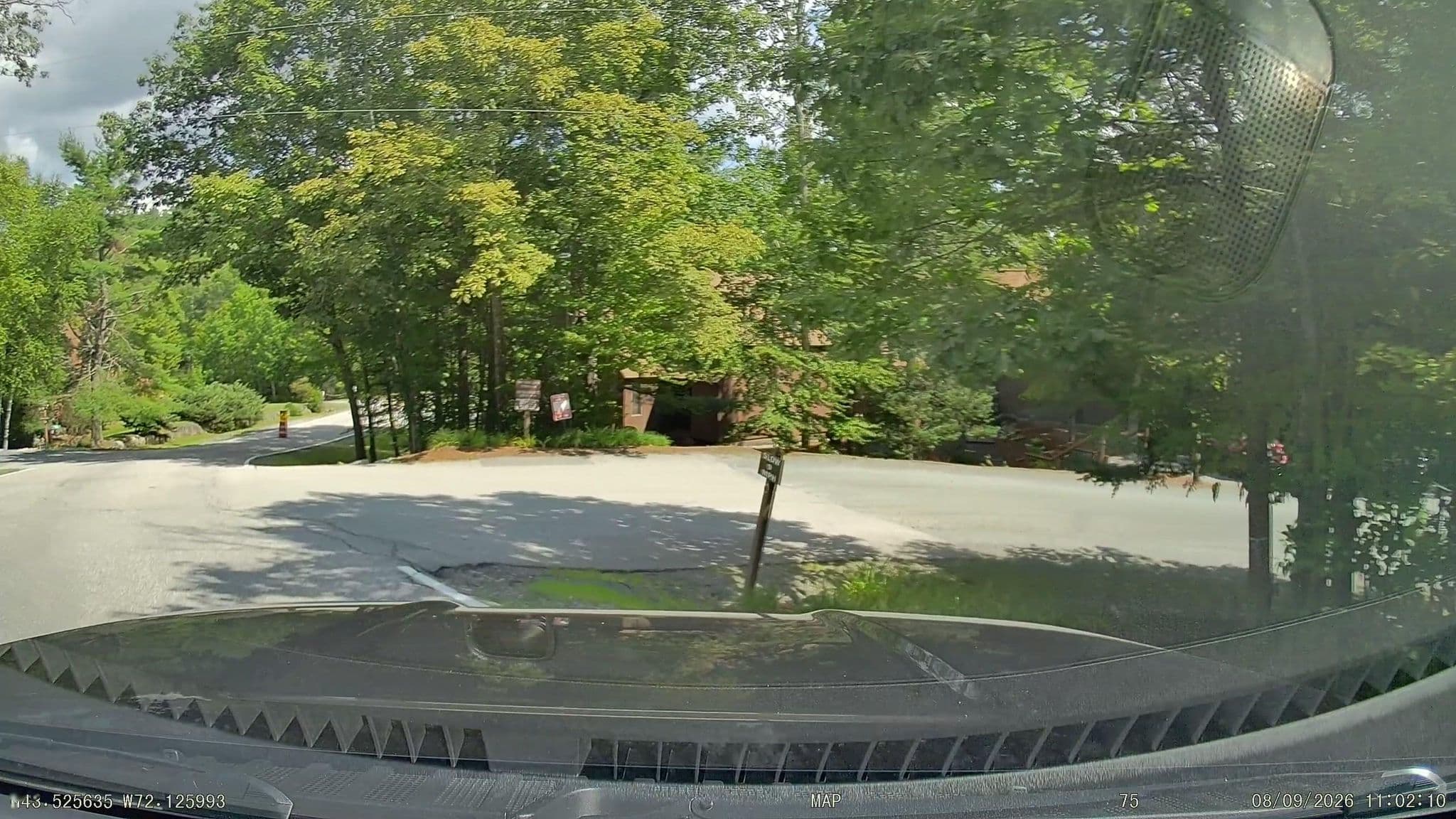 Street view near Casa-Riv North, Grantham — © Lanka6359 (CC BY-SA · Mapillary)