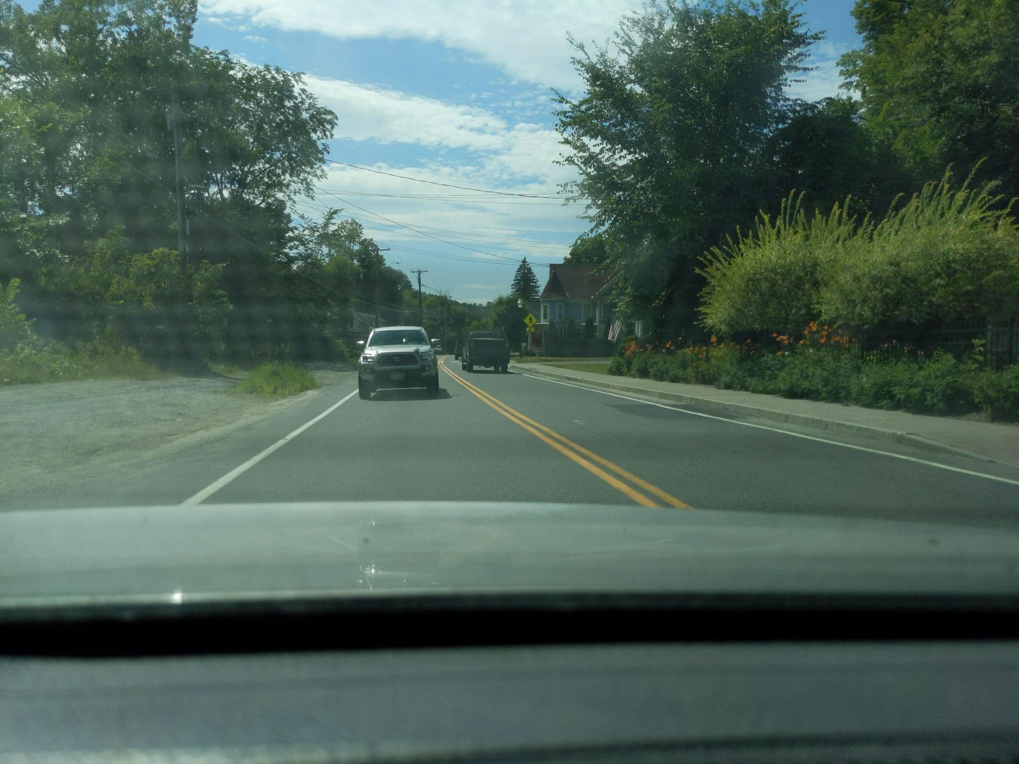 Street view near Seven Gables Inn, White River Junction — © akvadrako (CC BY-SA · Mapillary)