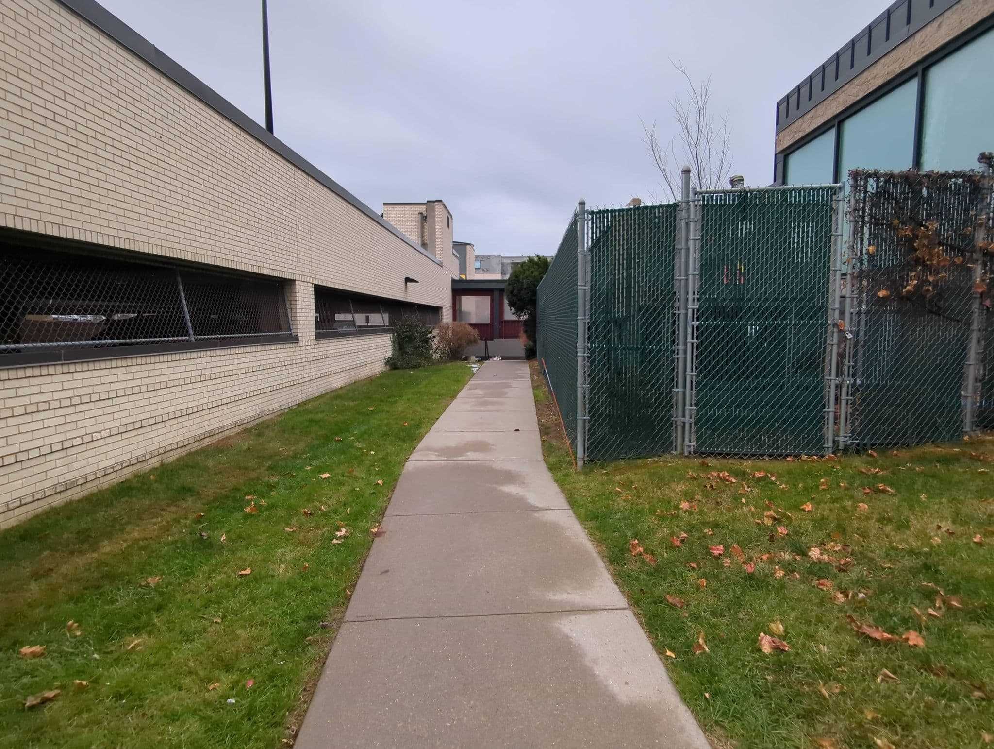Street view near Hilton Burlington Lake Champlain, Winooski — © ezekielf (CC BY-SA · Mapillary)