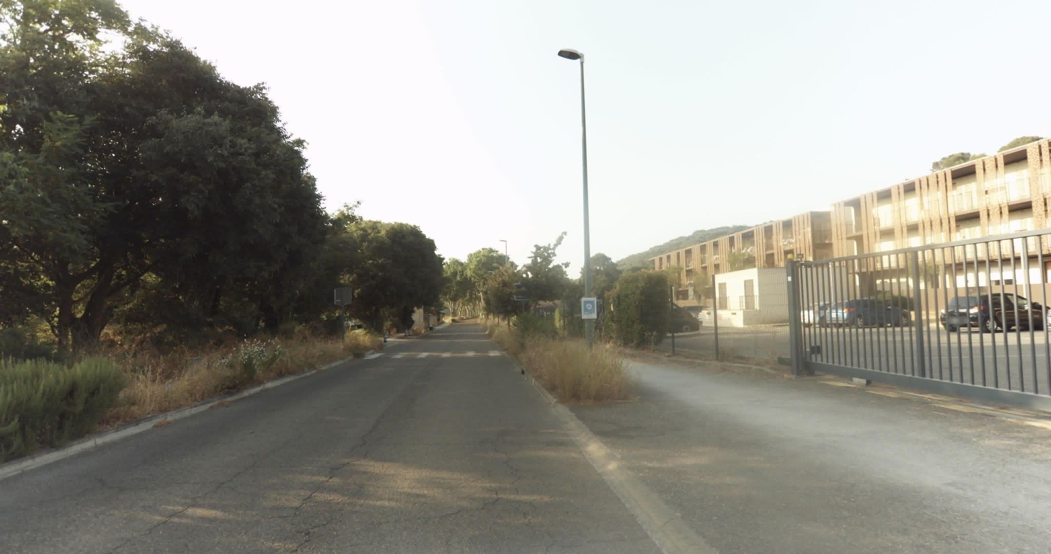 Street view near Residhotel Pont du Gard, Remoulins — © sogefi (CC BY-SA · Mapillary)