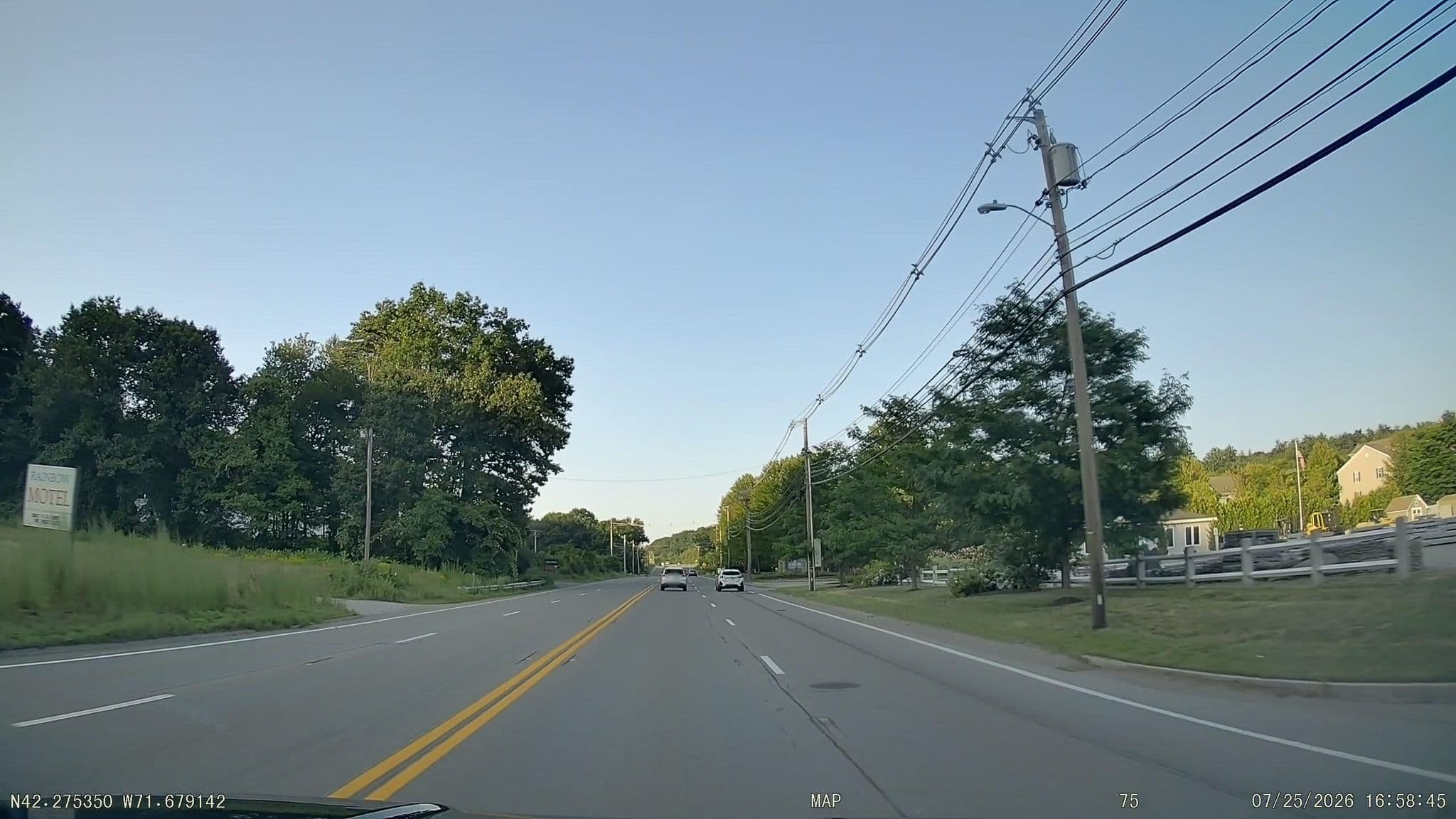 Street view near Rainbow Motel, Shrewsbury — © Lanka6359 (CC BY-SA · Mapillary)