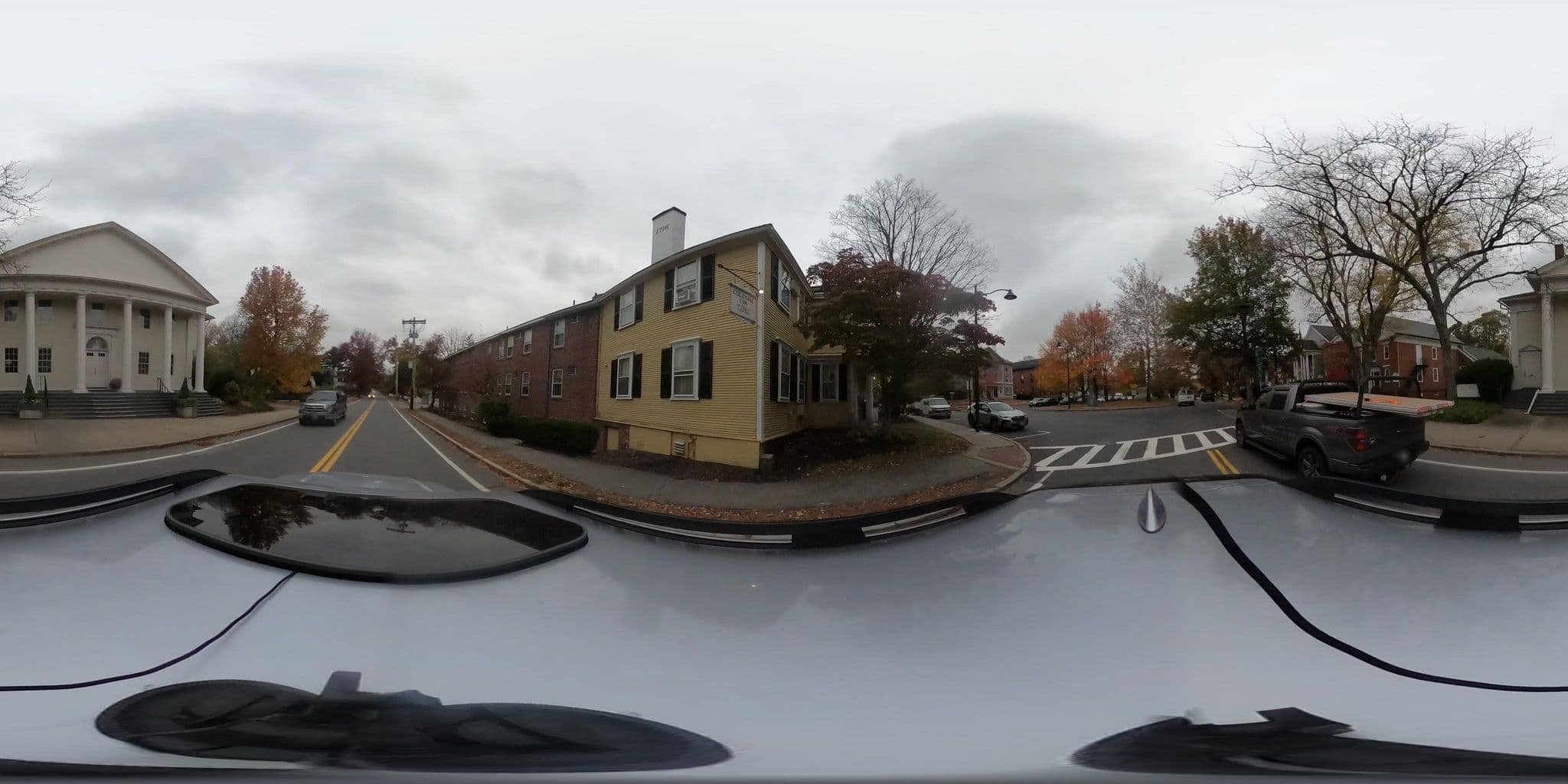 Street view near Colonial Inn, West Concord — © mapillary01730 (CC BY-SA · Mapillary)