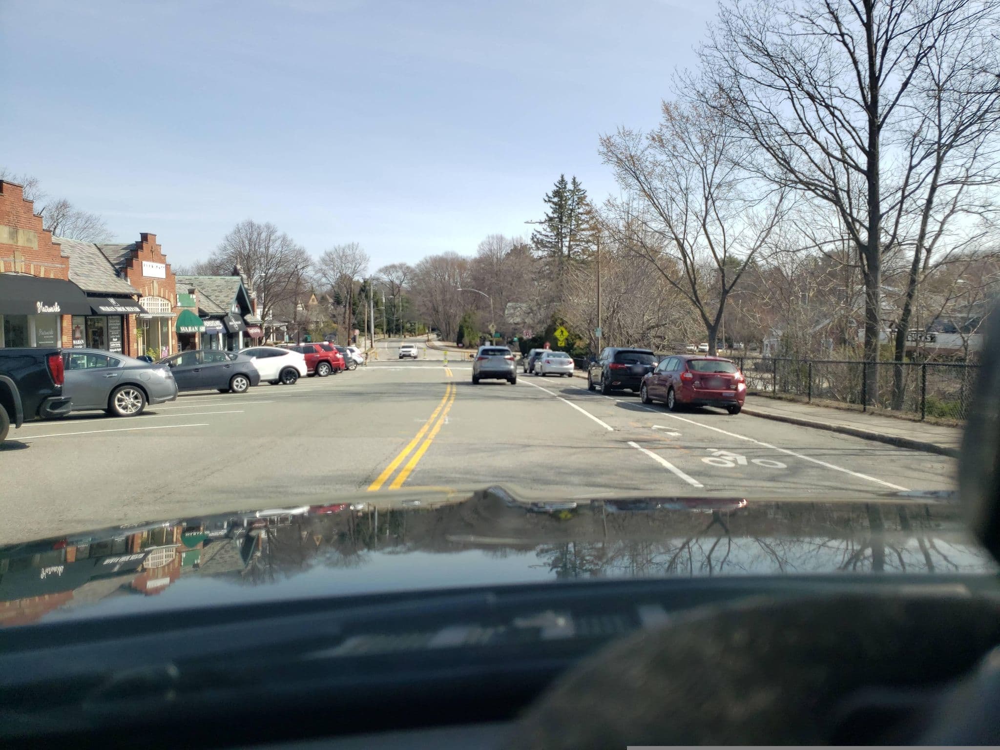 Street view near Bed & Breakfast Boston, Newton Upper Falls — © Lanka6359 (CC BY-SA · Mapillary)