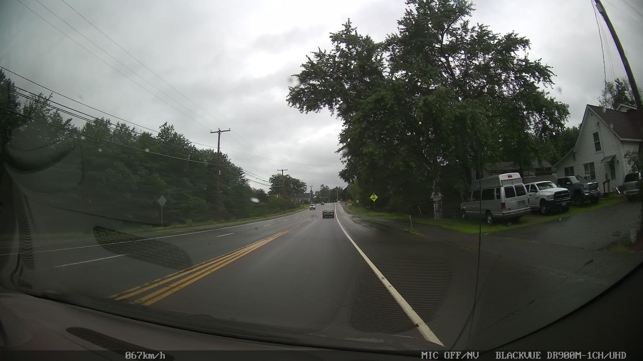 Street view near The Lily Inn and Boutique, Epsom — © vorpalblade (CC BY-SA · Mapillary)