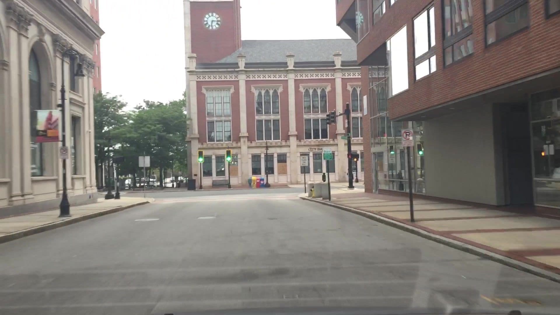 Street view near Stratton Ski & Board Club, Manchester — © lvl5 (CC BY-SA · Mapillary)