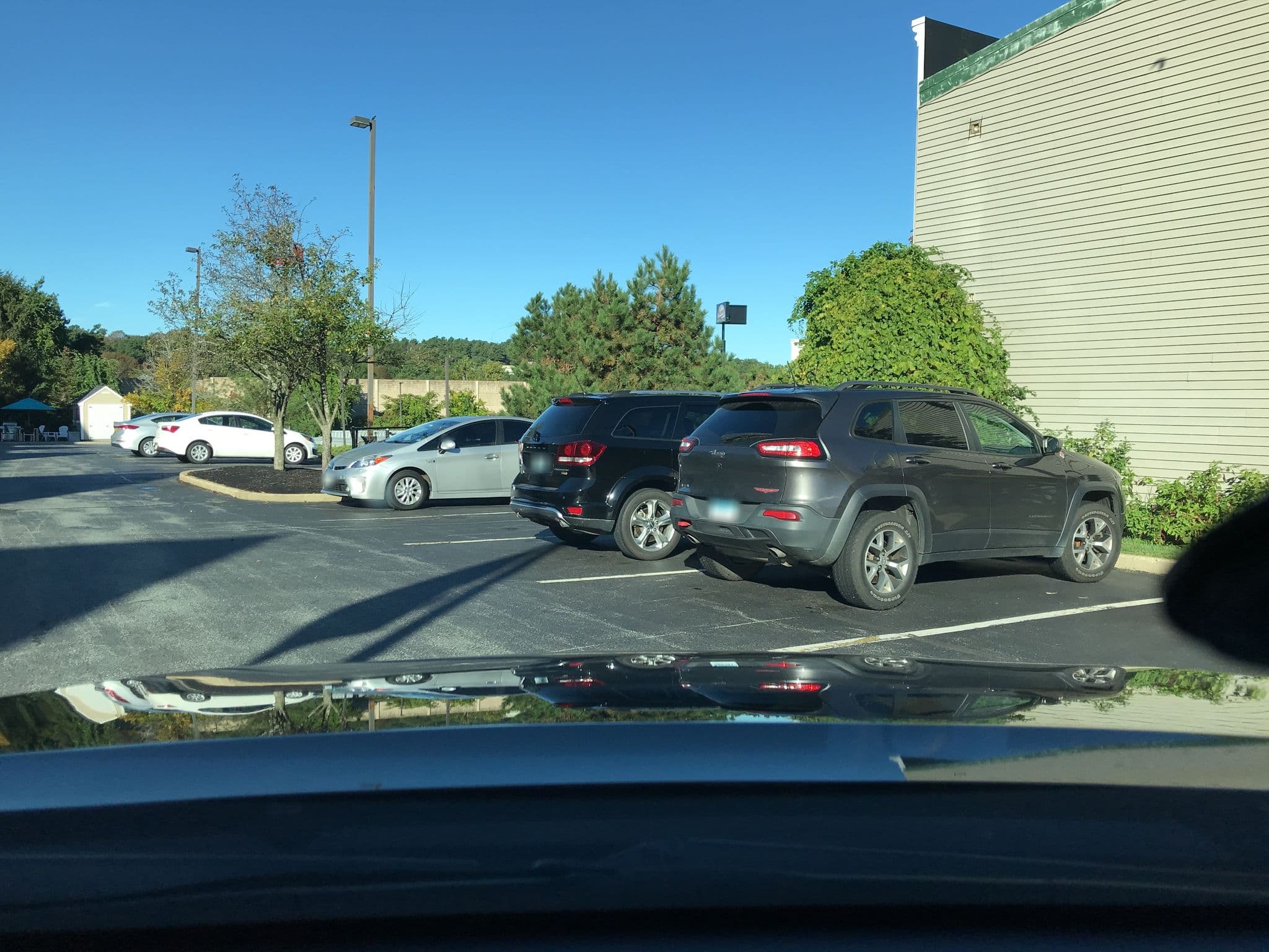 Street view near Residence Inn Boston Dedham, Dedham — © lxmbos8 (CC BY-SA · Mapillary)
