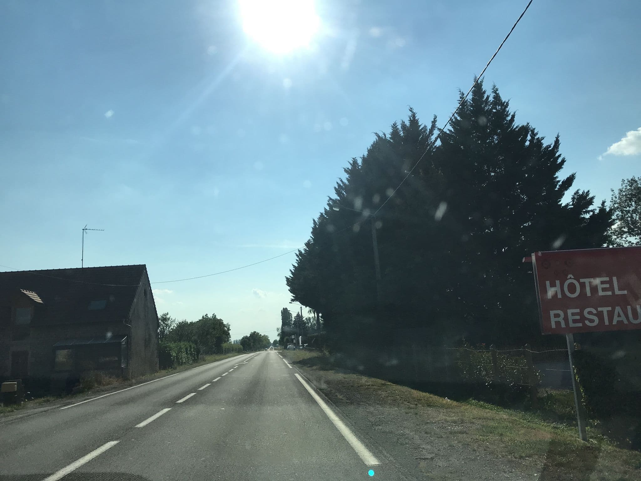 Street view near Auberge de Chavannes, Montmorot — © thepriben (CC BY-SA · Mapillary)