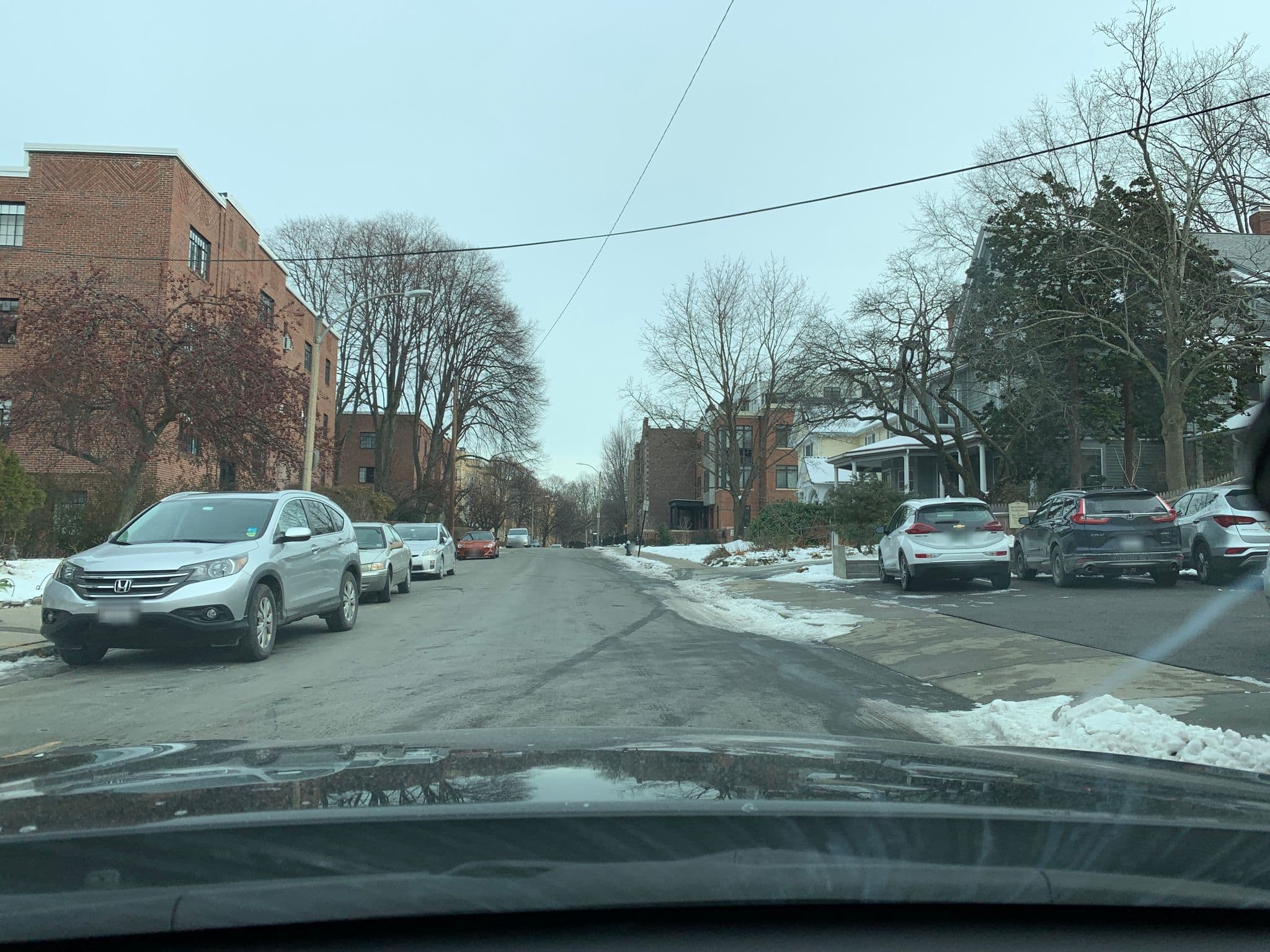 Street view near Bertram Inn, Coolidge Corner — © lasav55 (CC BY-SA · Mapillary)