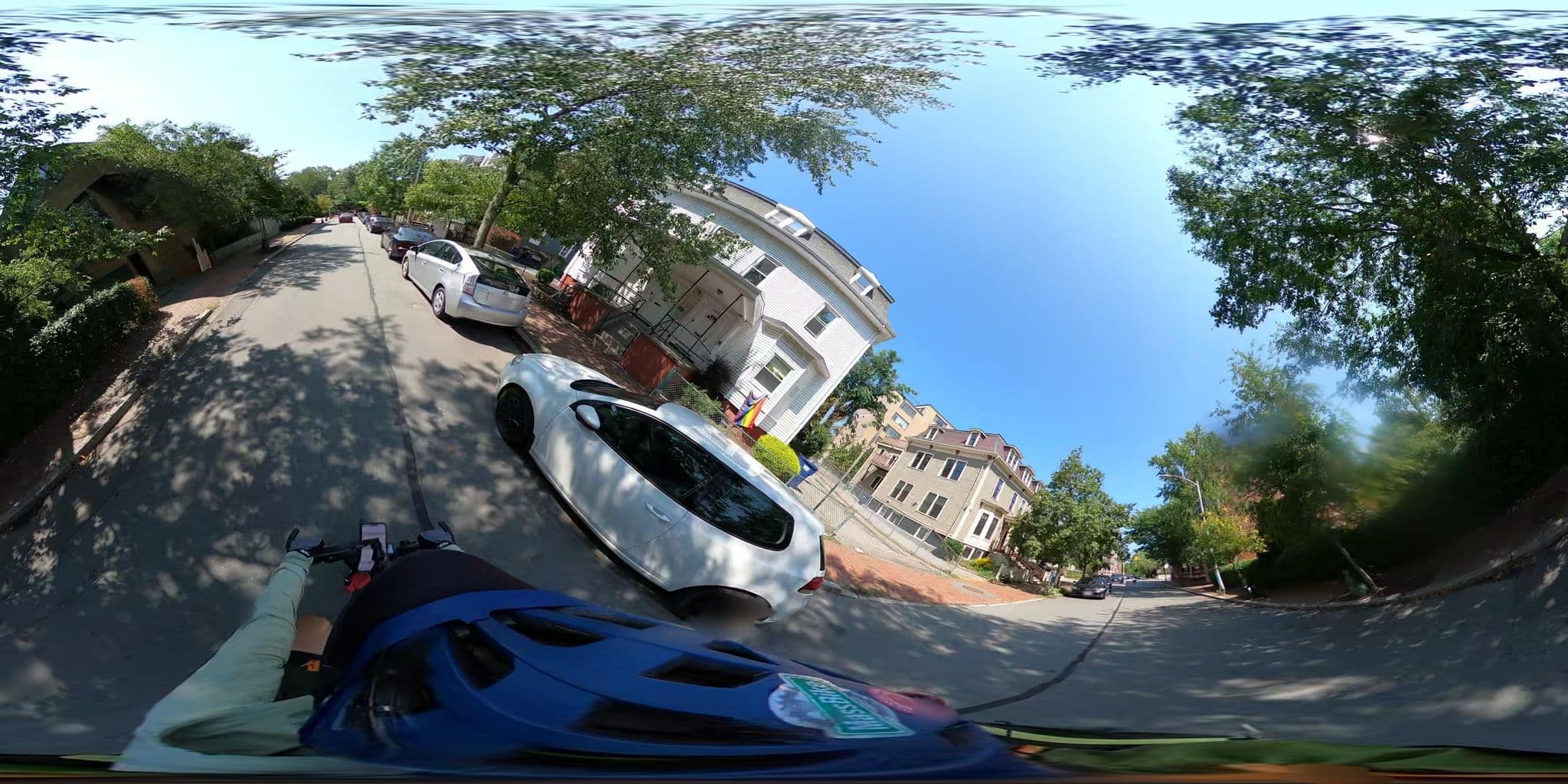Street view near Hawk's Nest, Mid-Cambridge — © jackbikes (CC BY-SA · Mapillary)