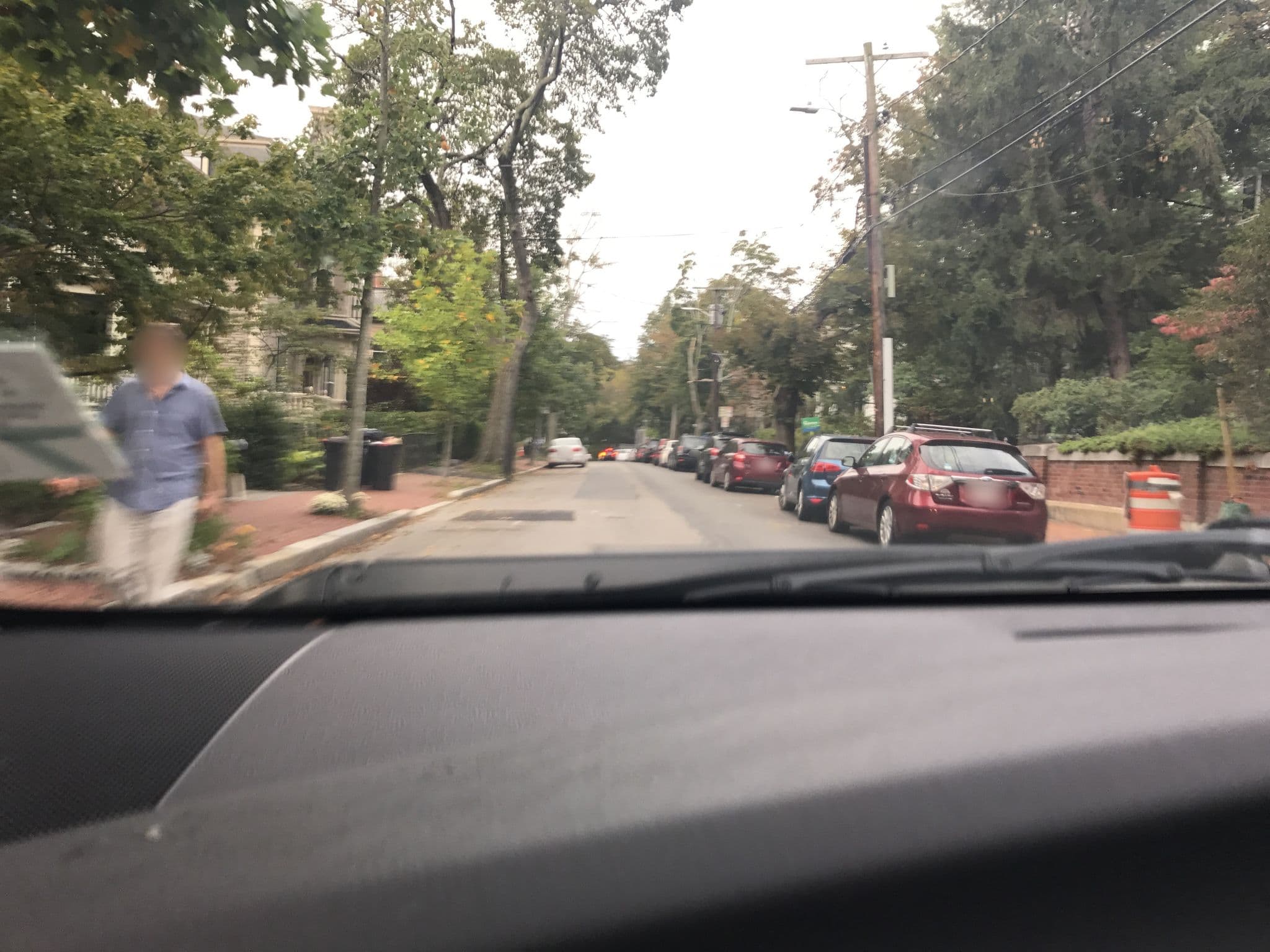 Street view near Murray's B&B, Mid-Cambridge — © lxmbos4 (CC BY-SA · Mapillary)