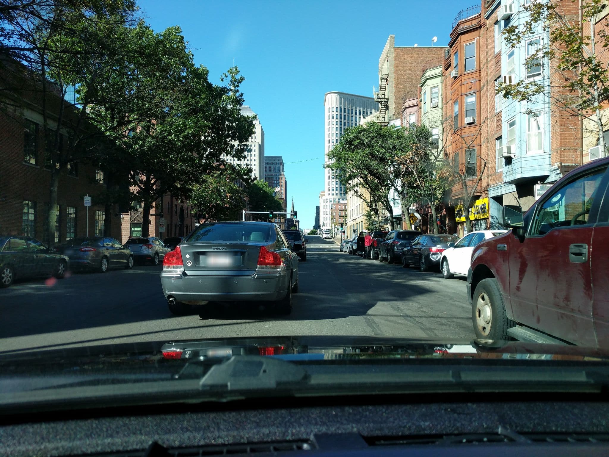 Street view near Chandler Studios, Back Bay — © lxmbos1 (CC BY-SA · Mapillary)