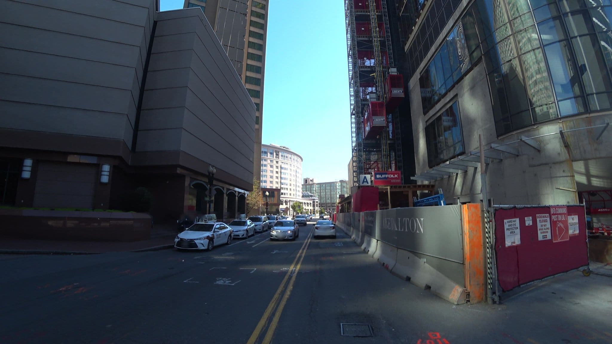 Street view near The Carpeted Dev Shack, Back Bay — © lxmbos11 (CC BY-SA · Mapillary)