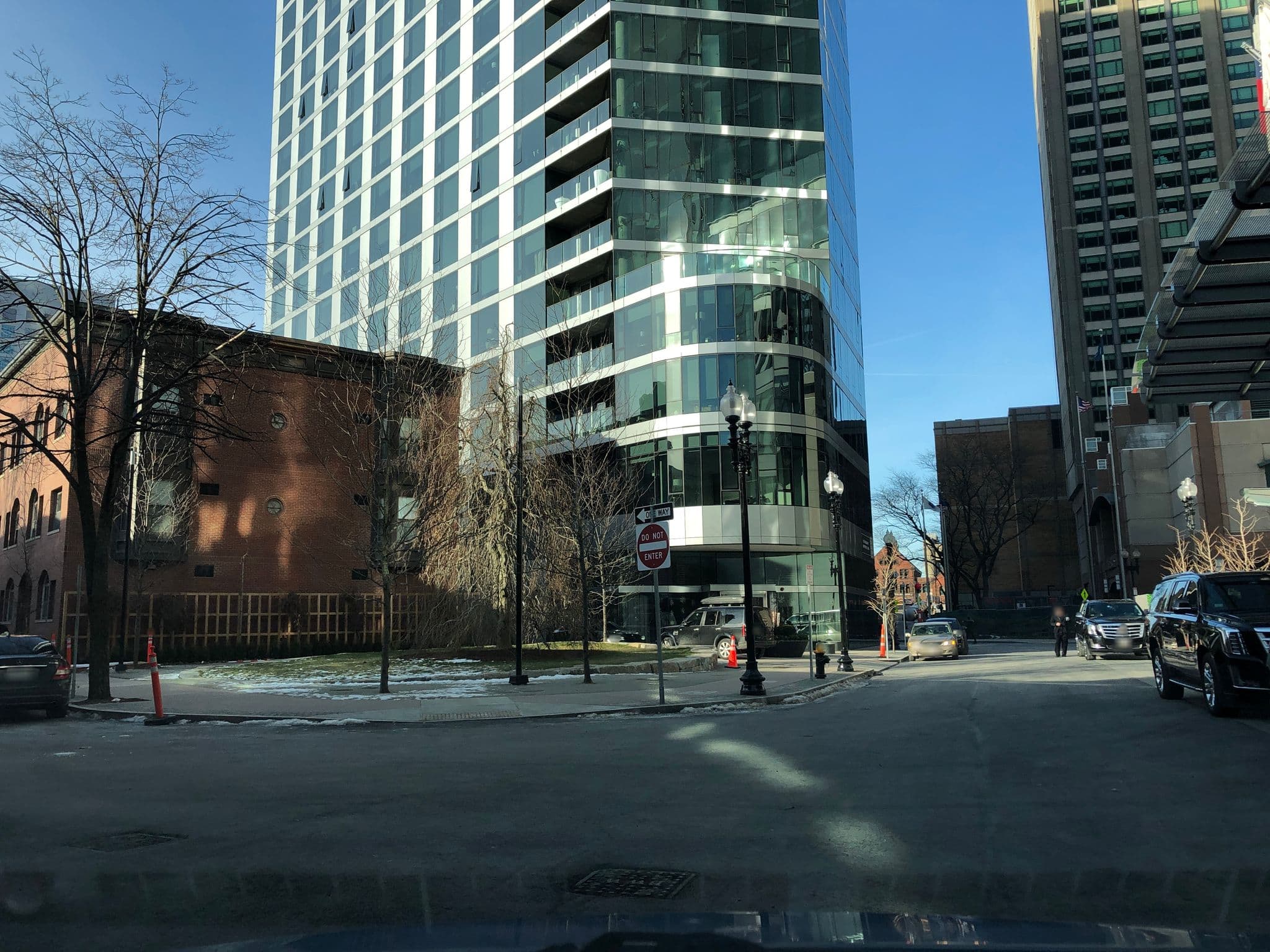 Street view near One Dalton, Back Bay — © rmvinals (CC BY-SA · Mapillary)