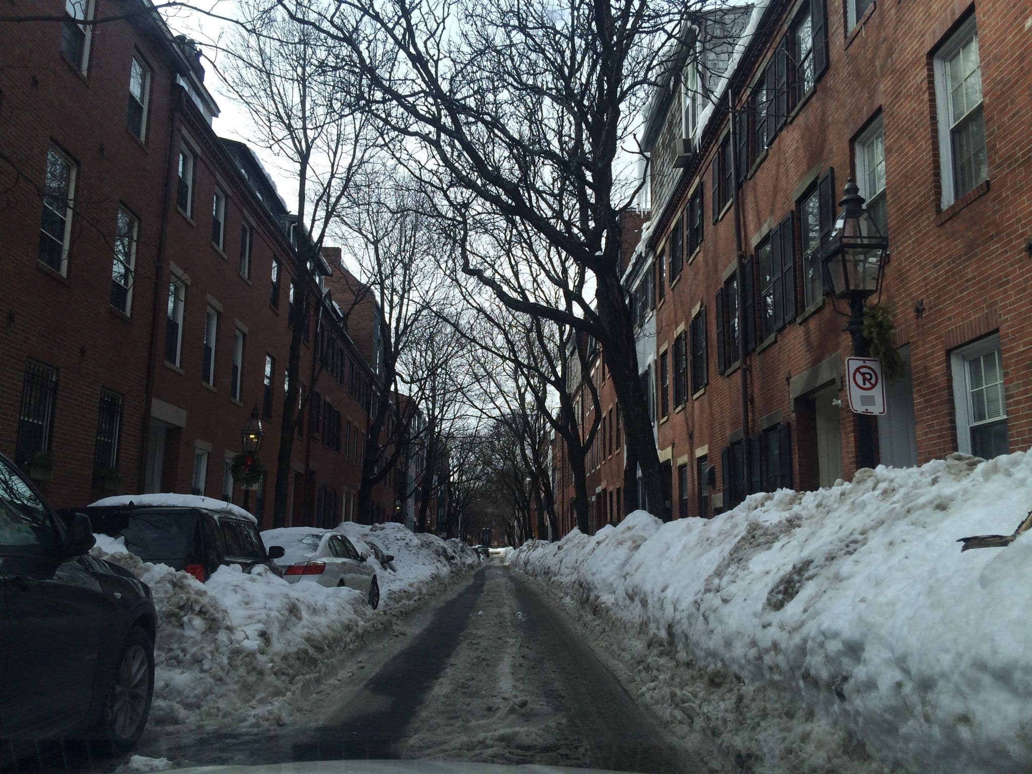 Street view near Bay Village Inn, Beacon Hill — © evanmula (CC BY-SA · Mapillary)