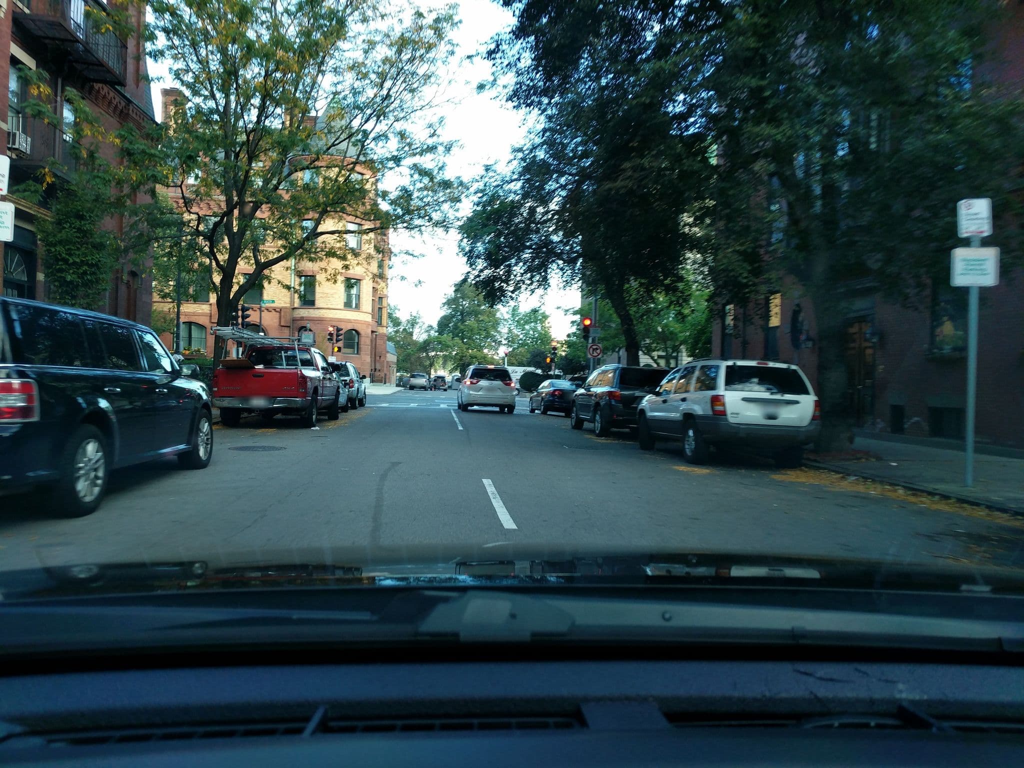 Street view near The Backbay B&b, Back Bay — © lxmbos1 (CC BY-SA · Mapillary)