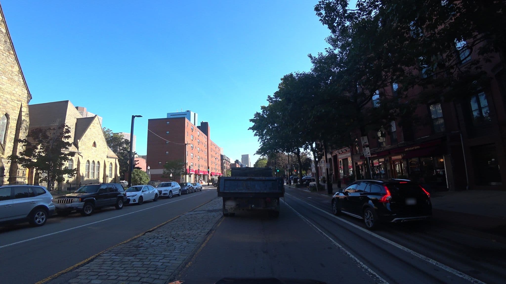 Street view near Boston Christopher, Back Bay — © lxmbos11 (CC BY-SA · Mapillary)