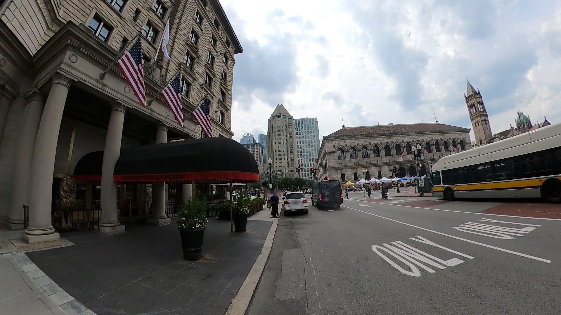 Street view near Fairmont Gold Lounge, Back Bay — © mitchkell (CC BY-SA · Mapillary)