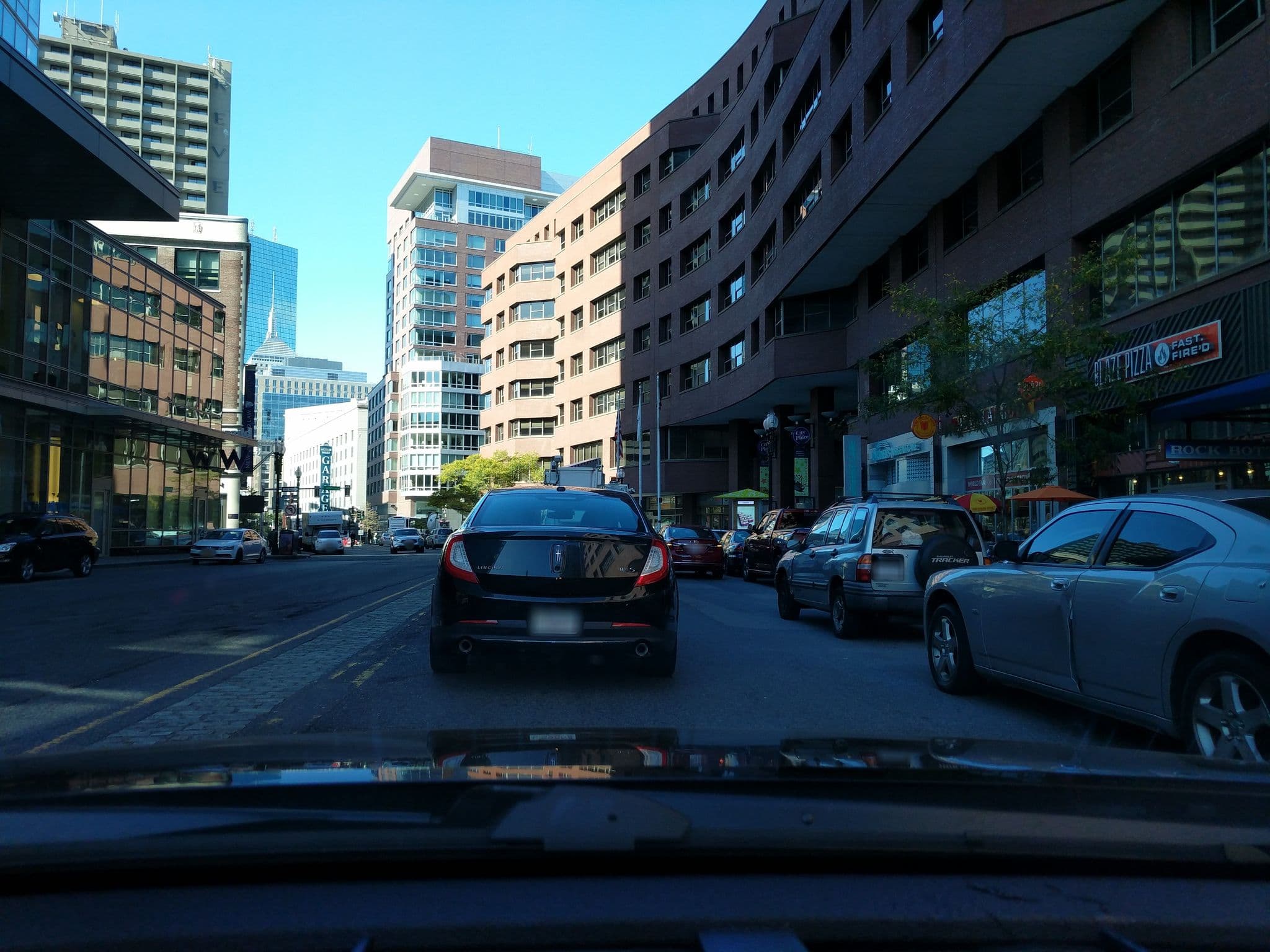 Street view near Psav, Beacon Hill — © lxmbos1 (CC BY-SA · Mapillary)