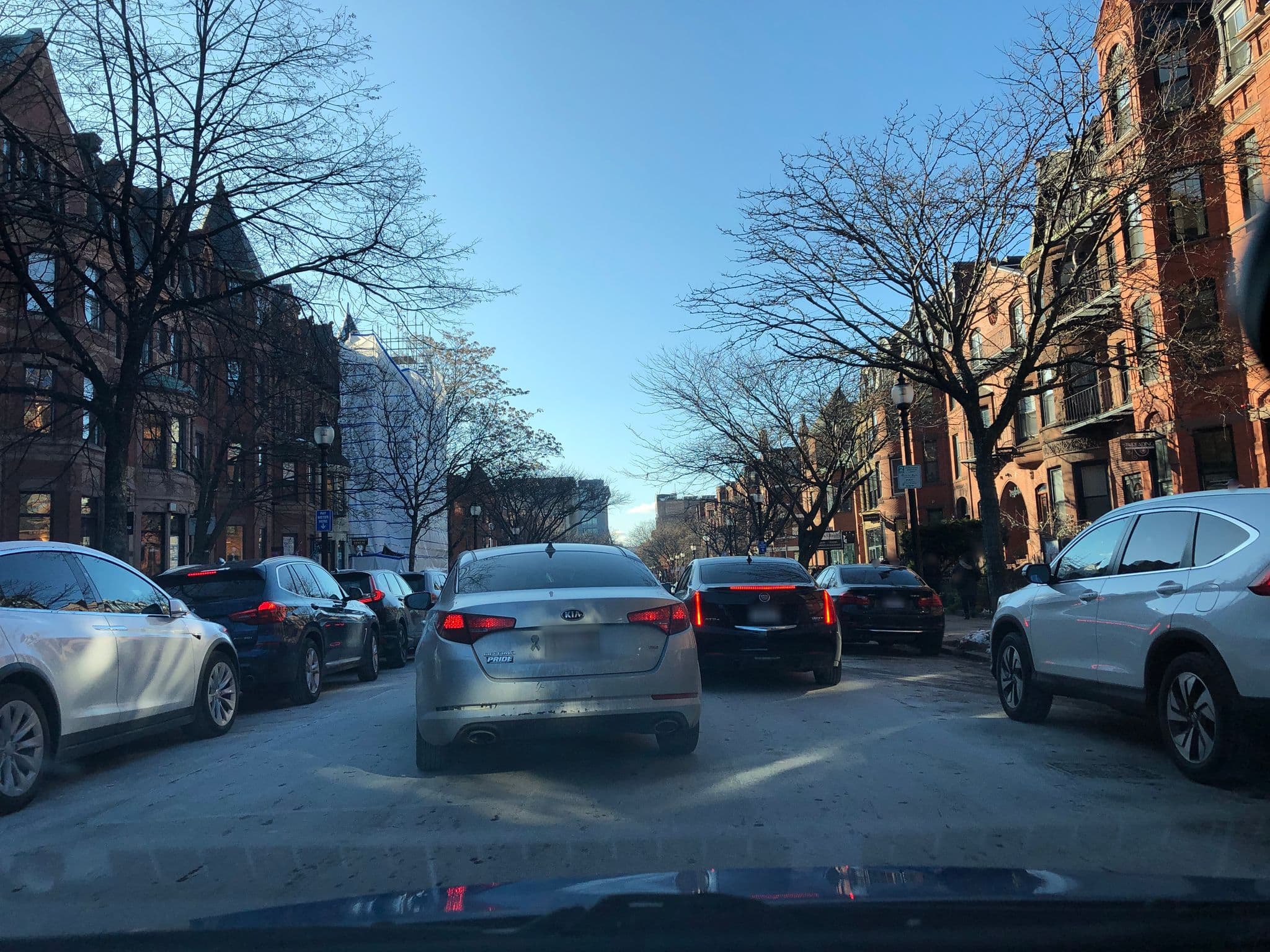 Street view near Newberry Guest House, Back Bay — © rmvinals (CC BY-SA · Mapillary)