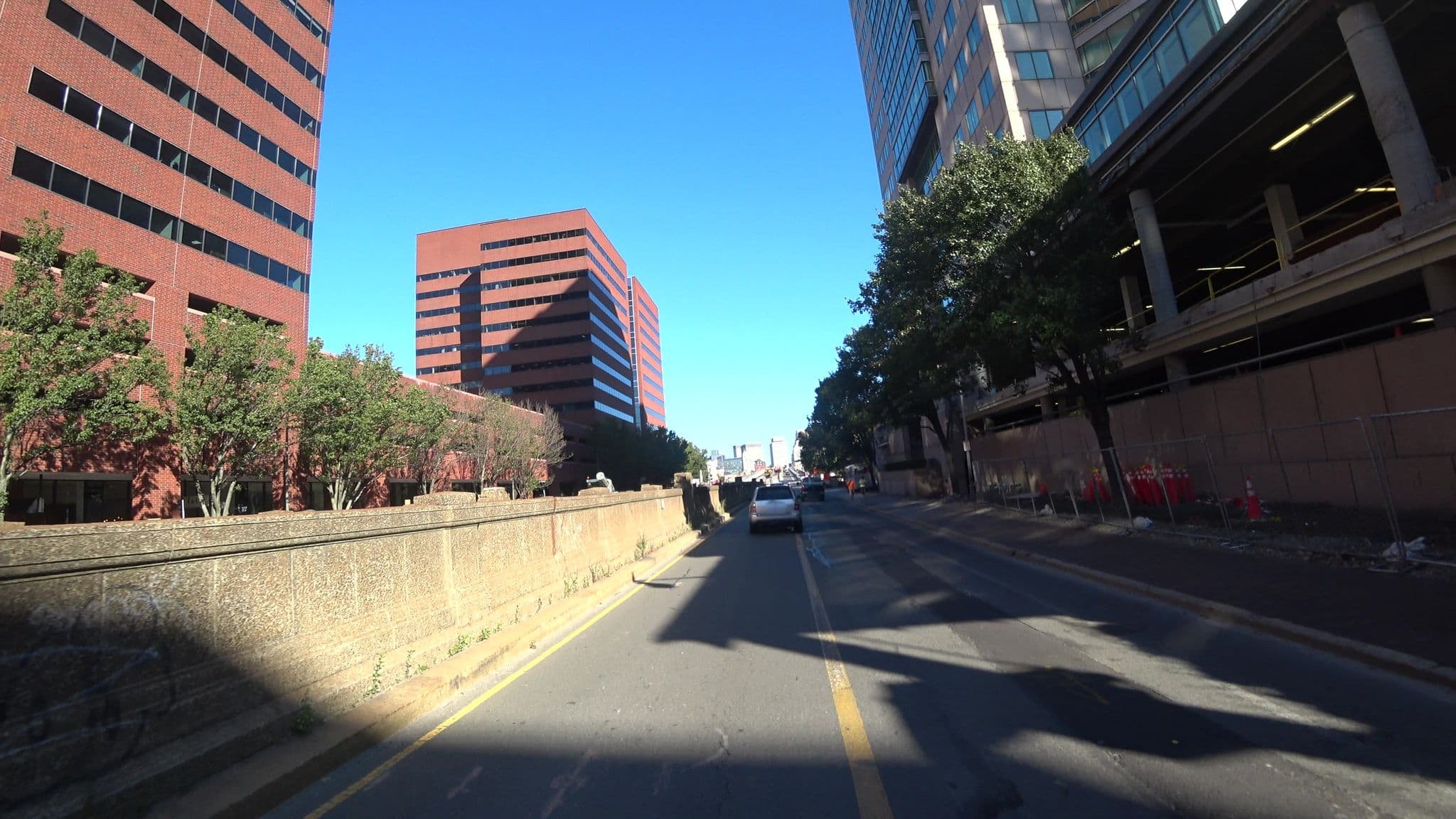 Street view near Wallis Farmhouse Bed And Breakfast Cambridge, Kendall Square — © lxmbos11 (CC BY-SA · Mapillary)