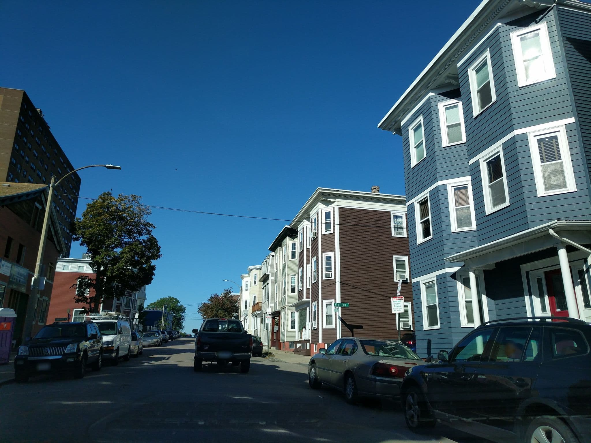 Street view near Jason's house, South Boston — © lxmbos2 (CC BY-SA · Mapillary)