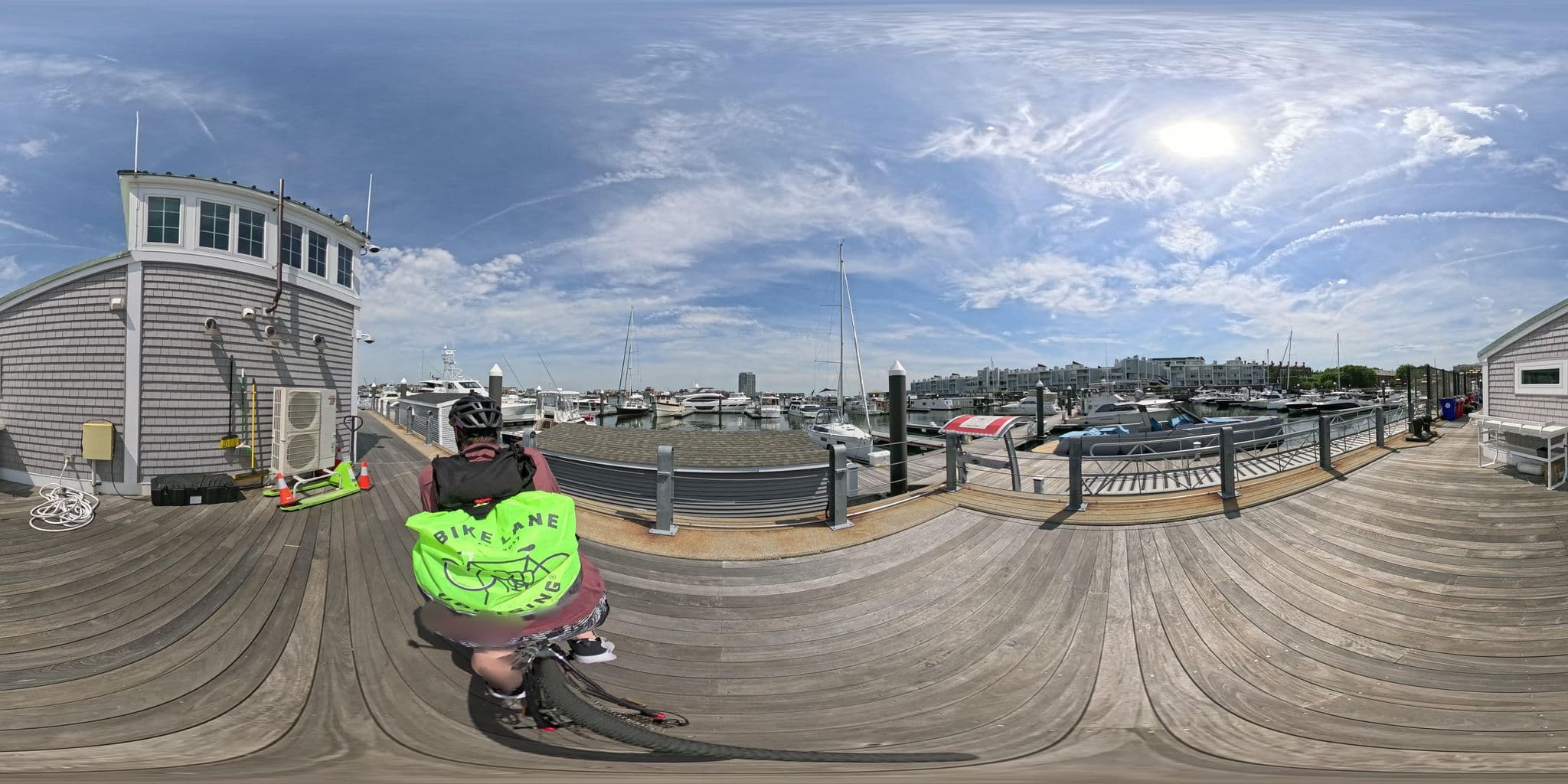 Street view near Sea Corgi Houseboat, East Boston — © evankelemen (CC BY-SA · Mapillary)