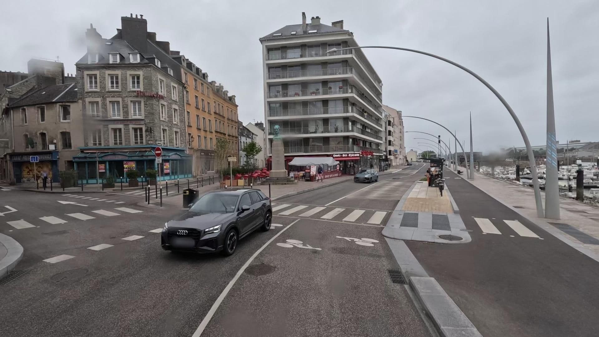 Street view near Ambassadeur, Cherbourg — © bct (CC BY-SA · Mapillary)