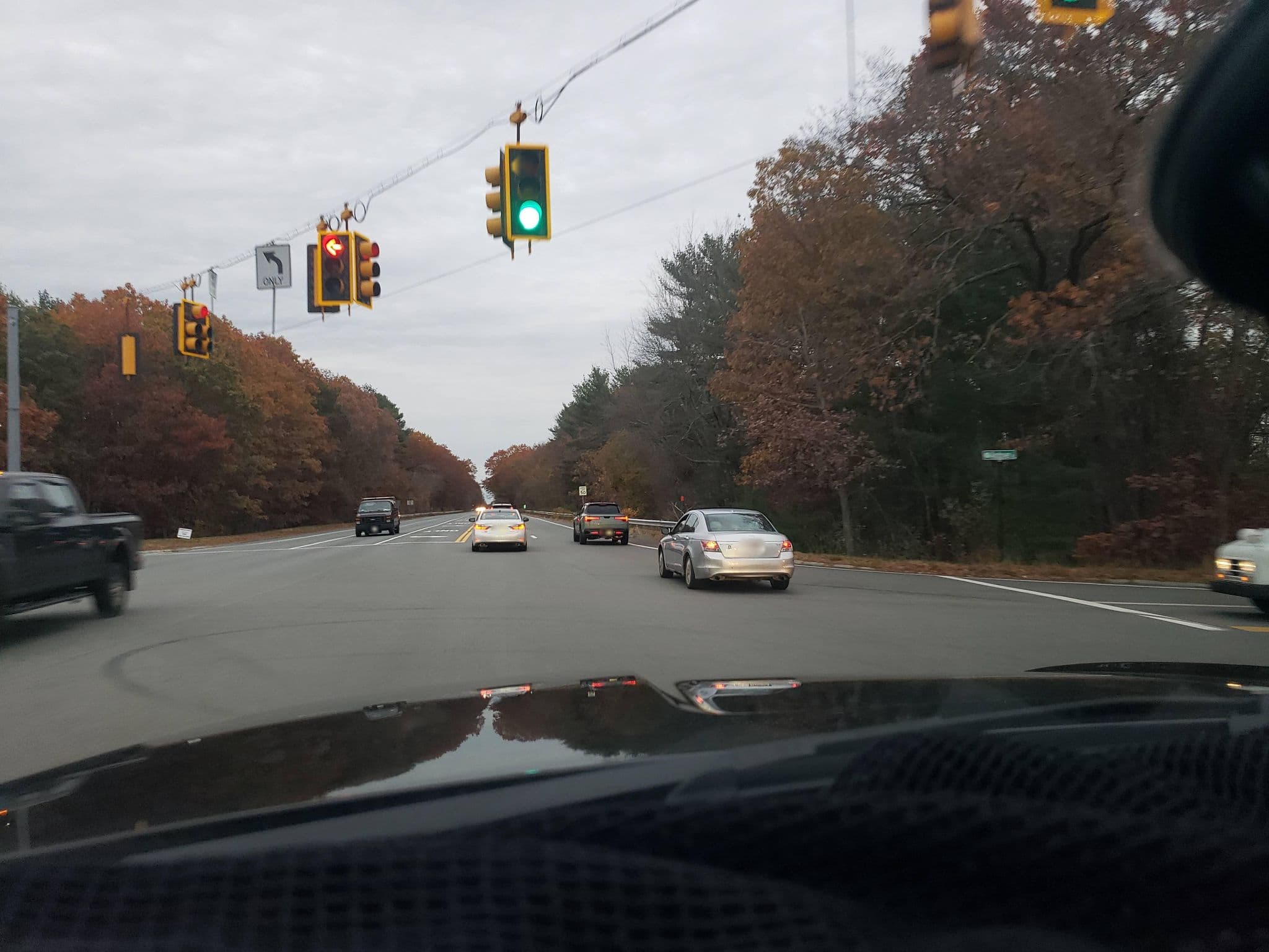 Street view near Hanscom Inn, North Reading — © Lanka6359 (CC BY-SA · Mapillary)