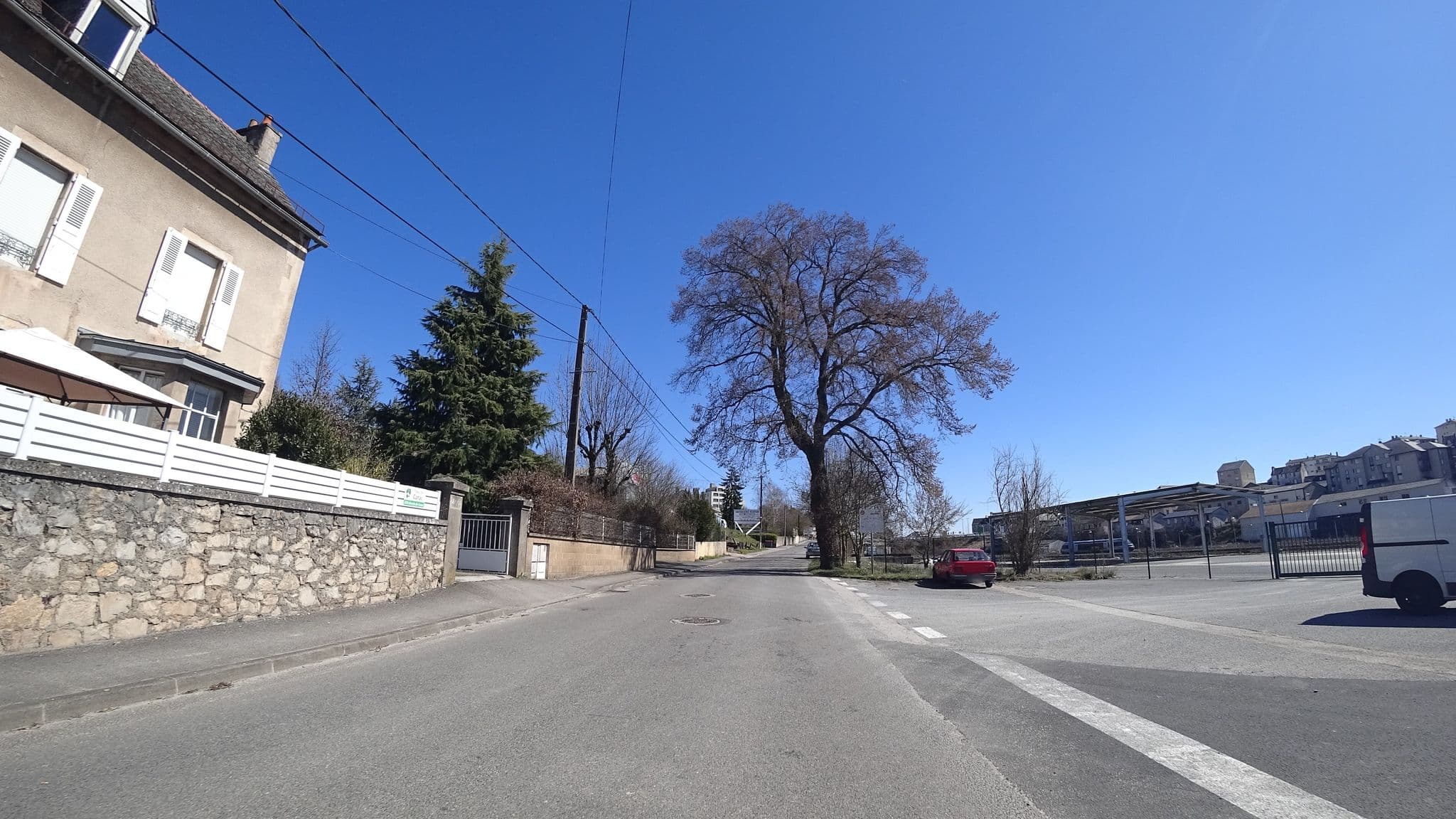 Street view near Tilleul de canac, Rodez — © yod4z (CC BY-SA · Mapillary)
