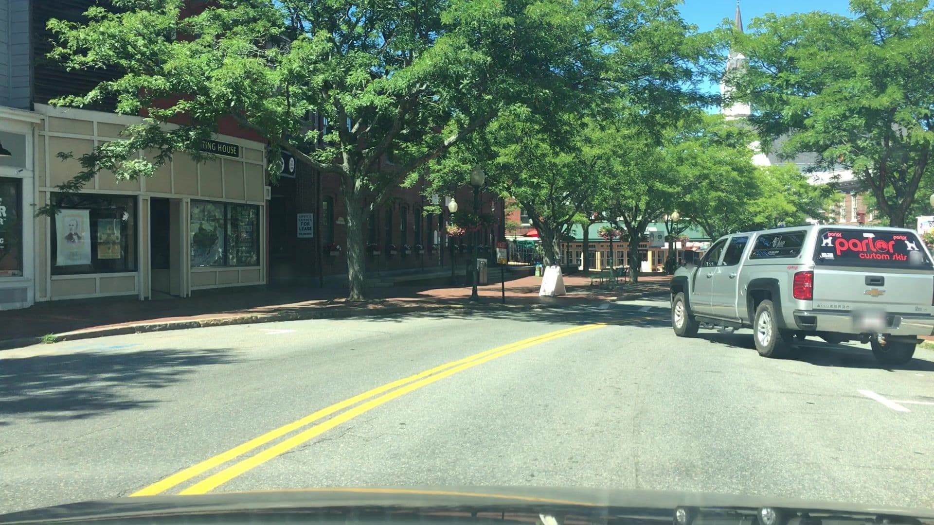 Street view near Lark Hotels, Amesbury — © lvl5 (CC BY-SA · Mapillary)