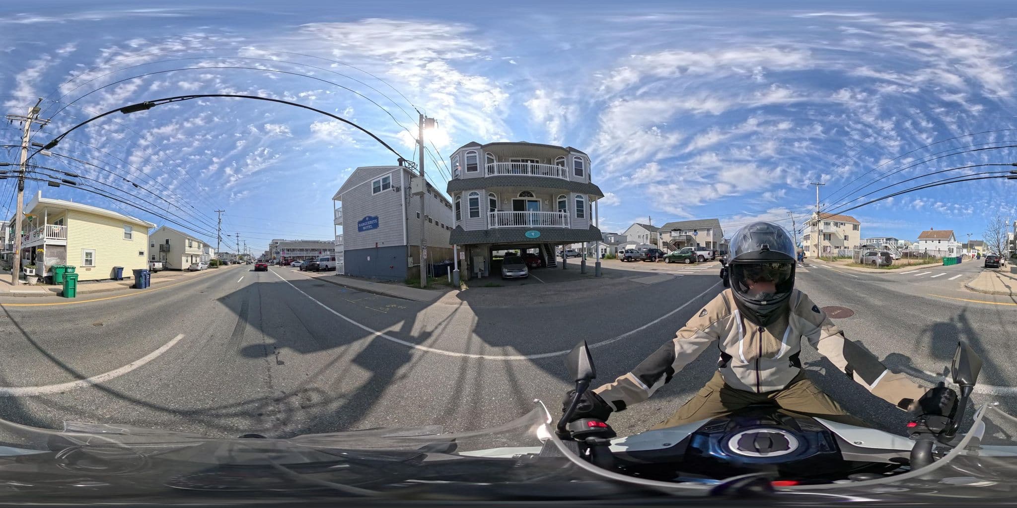 Street view near Scooter's Sandbox, Hampton Beach — © Commonwealth360 (CC BY-SA · Mapillary)