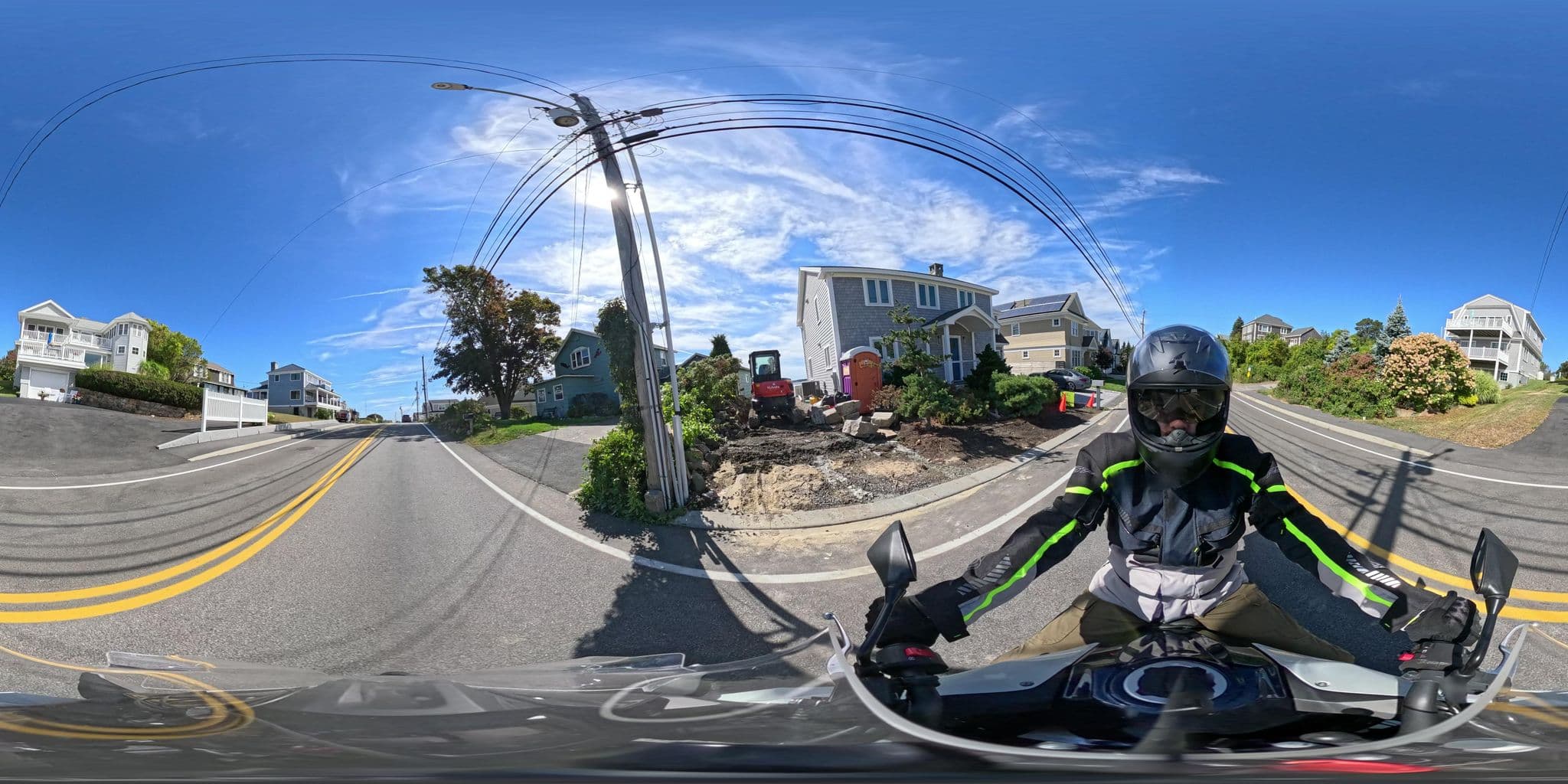 Street view near Kaczynski Point on the Nubble, York Beach — © Commonwealth360 (CC BY-SA · Mapillary)