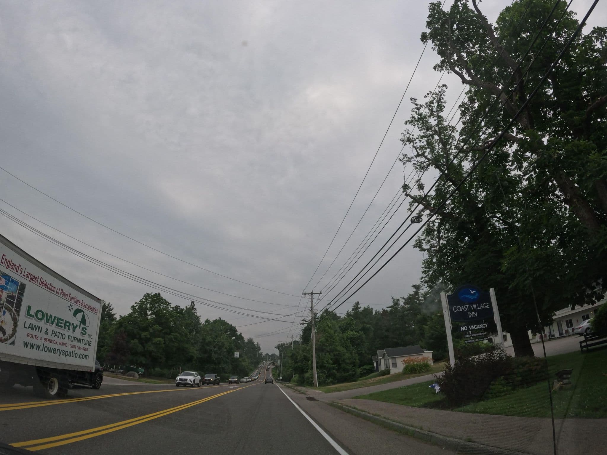 Street view near Coast Village Inn and Cottages Wells (Maine), Wells Beach Station — © vorpalblade (CC BY-SA · Mapillary)