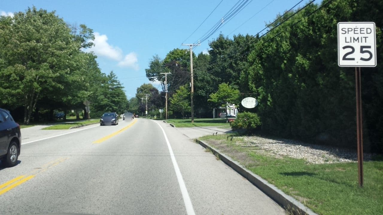 Street view near Elizabeth Rose House, Kennebunk — © arvdk (CC BY-SA · Mapillary)