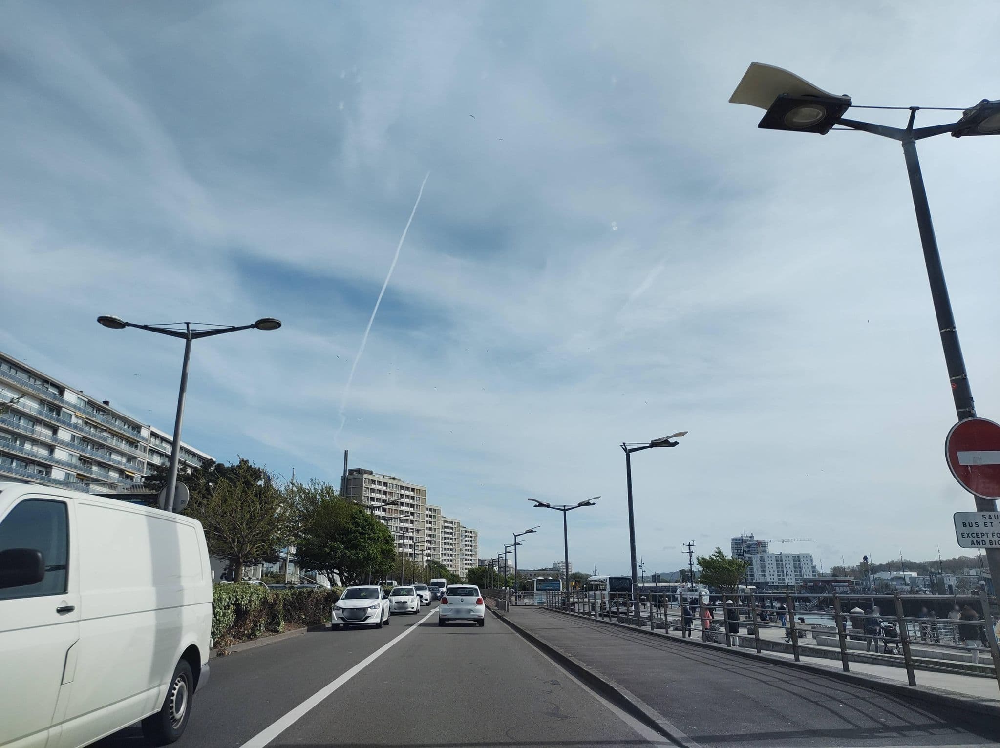 Street view near Hôtel des arts, Boulogne-sur-Mer — © thetornado76 (CC BY-SA · Mapillary)