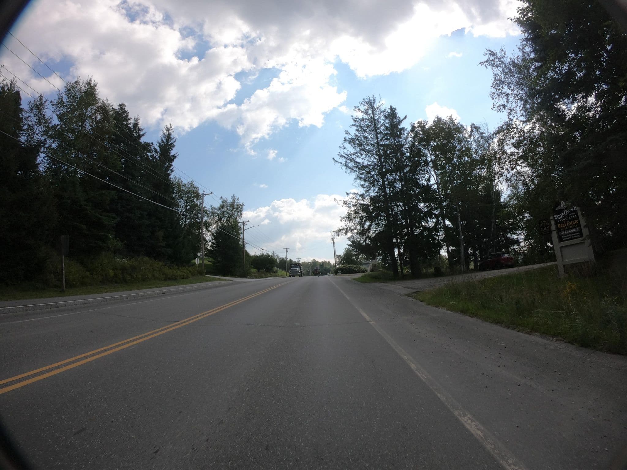Street view near Fieldstone Cottages, Strong — © pfbreton (CC BY-SA · Mapillary)