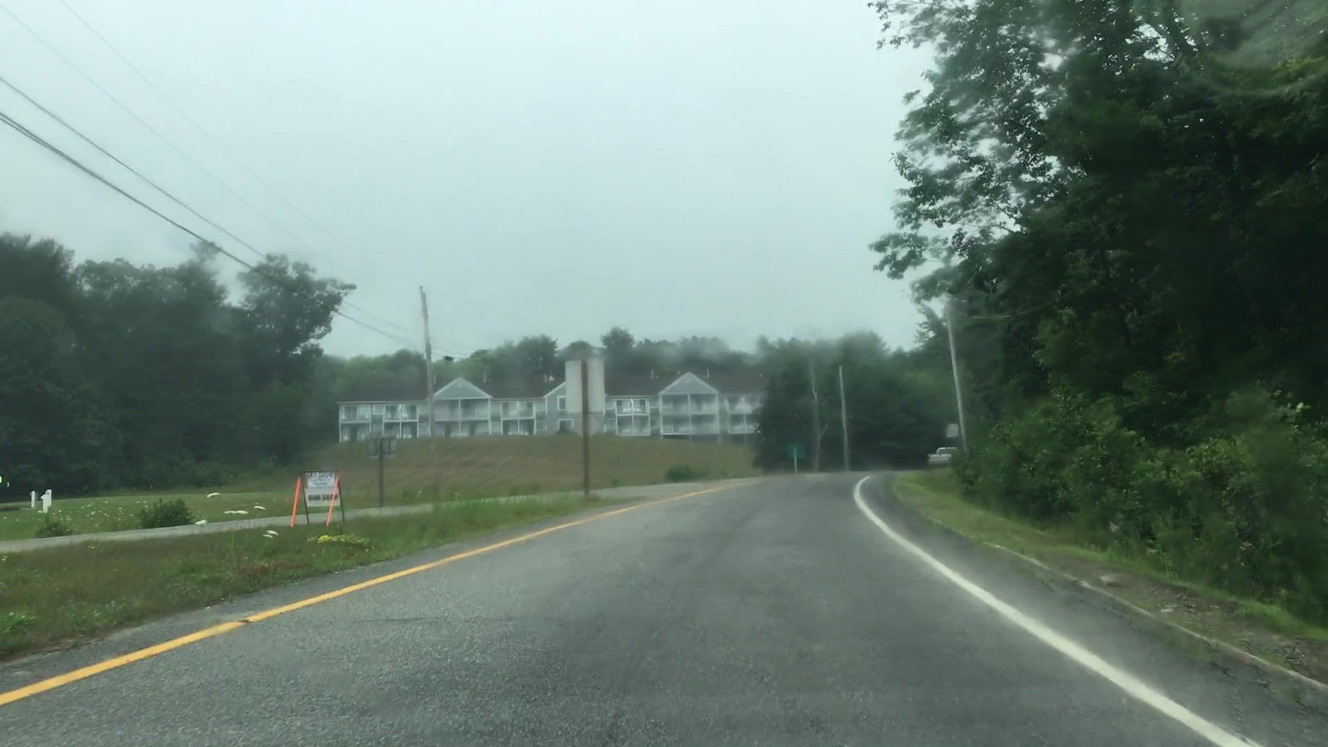 Street view near gateway cottages, Wiscasset — © lvl5 (CC BY-SA · Mapillary)